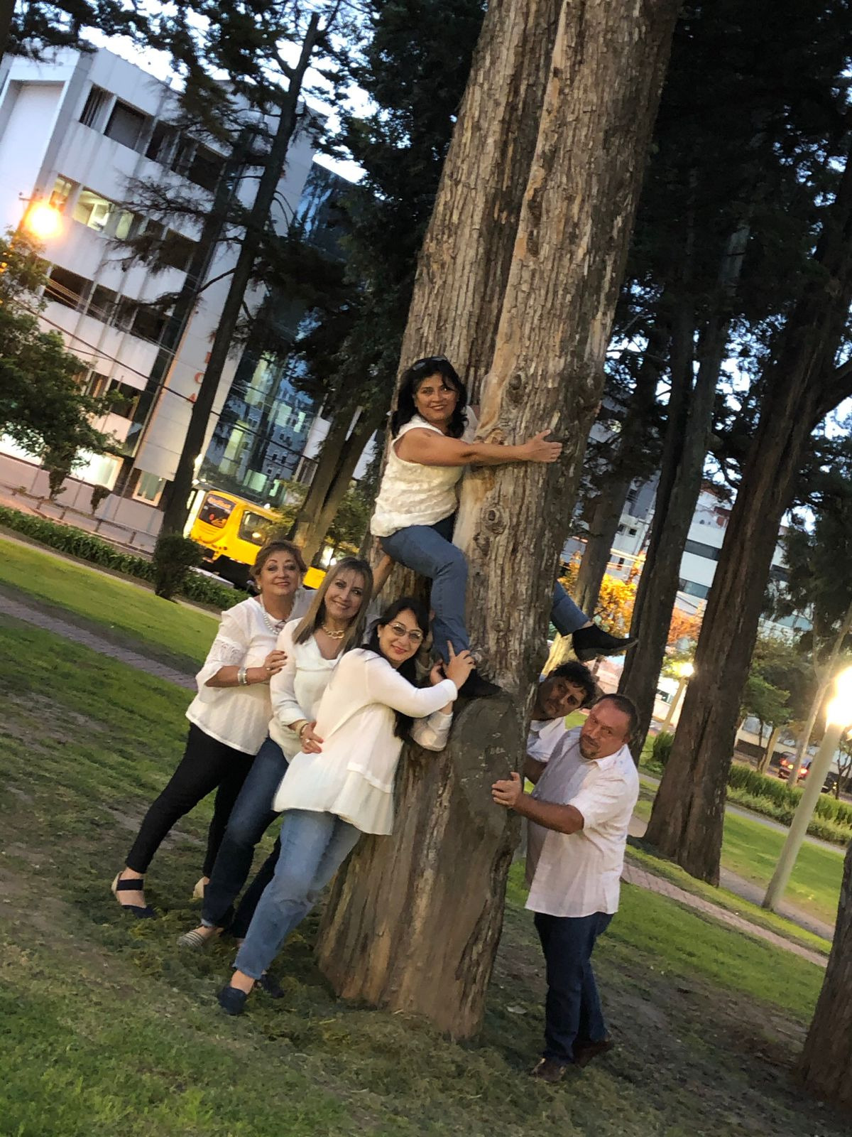 ¨JUNTOS POR LOLITA: UNA BATALLA QUE NO DEBE LUCHAR SOLA¨ campaign photo, 6 of 8