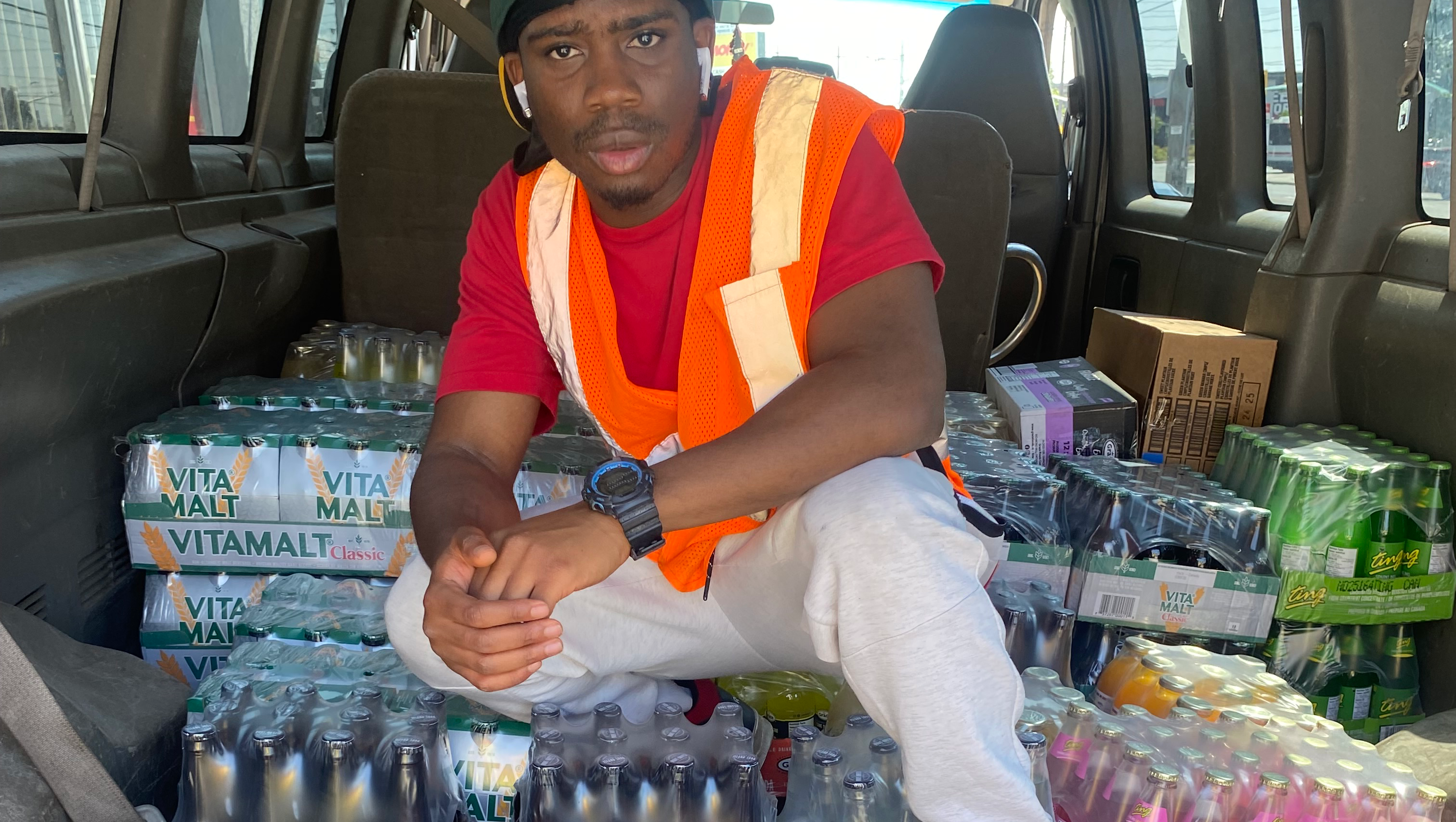 buy wholesale orders and distribute to the public for cheap photo