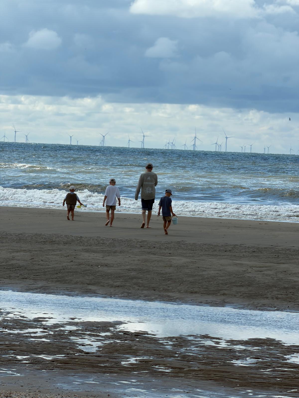 Familienvater von 3 Kids verliert Kampf ggn Krebs campaign photo, 2 of 6