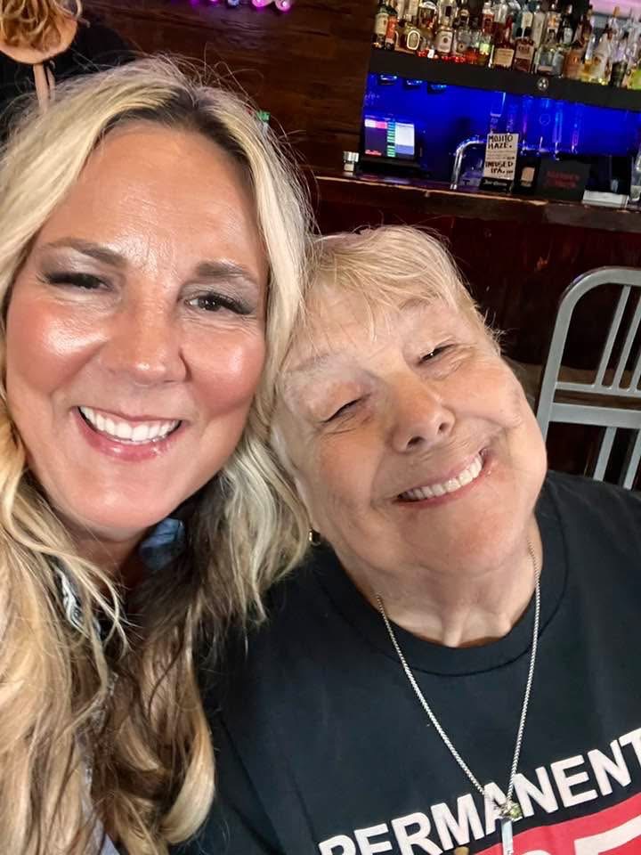 Help Shannon's Mom Fight Cancer campaign photo, 4 of 6