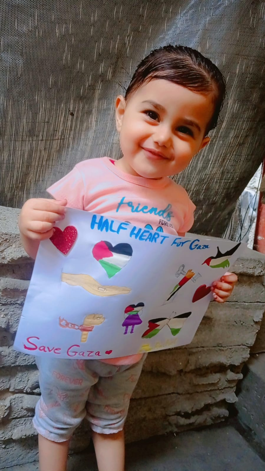 Help Little Dana Escape From Gaza campaign photo, 2 of 6
