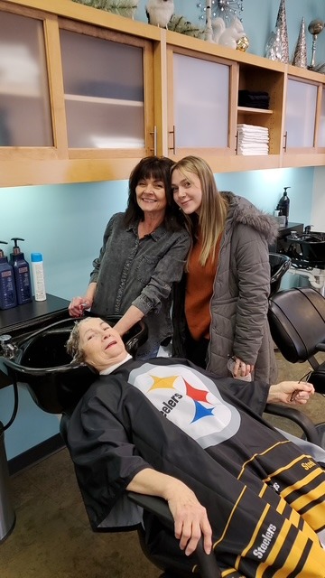 Support Martina (Tina) Pellicciotta's Battle Against Cancer campaign photo, 2 of 4