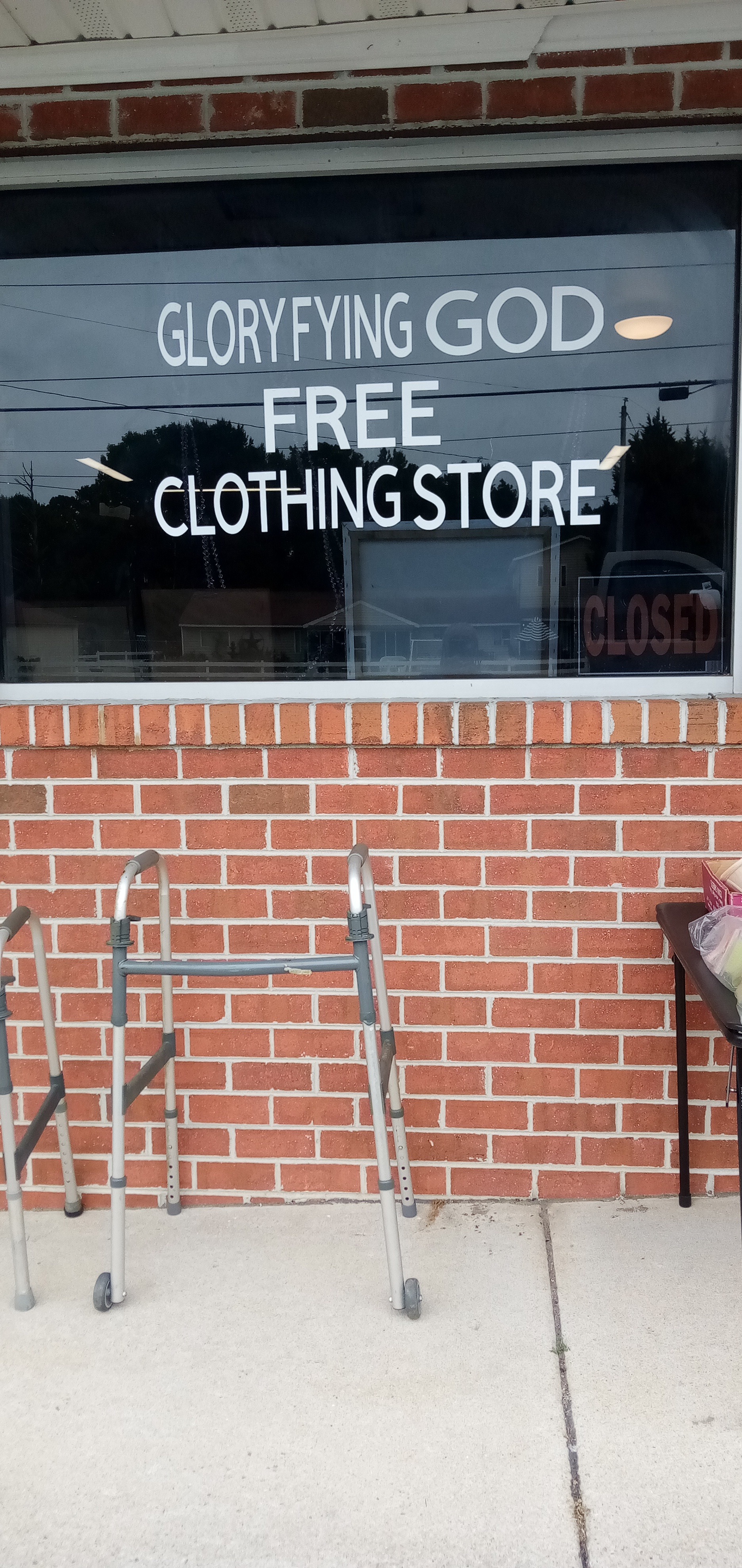 Support Kendrena's Free Clothing Store Truck Repair campaign photo, 2 of 8