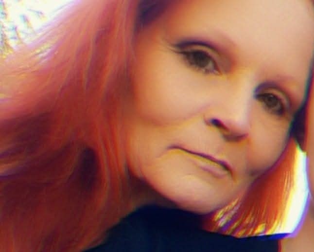 Julie Maree Uhlmann's Funeral Fund For Family campaign photo, 2 of 6