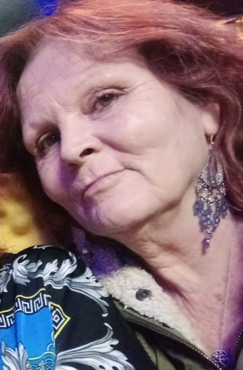 Julie Maree Uhlmann's Funeral Fund For Family campaign photo, 4 of 6