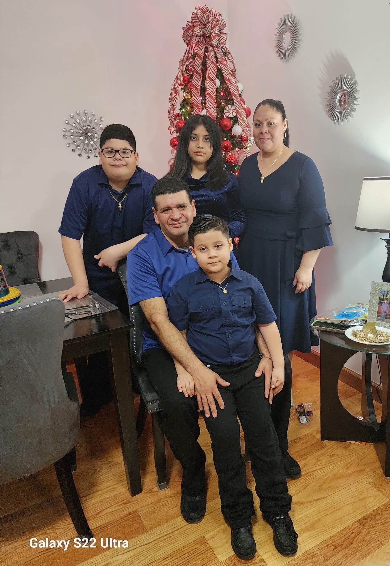 Support Luis Gonzalez's family in their time of need campaign photo, 2 of 4