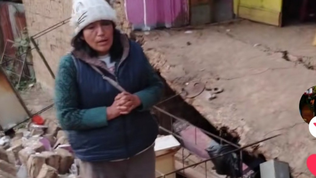 Their home collapsed, they're sleeping outside in the cold.