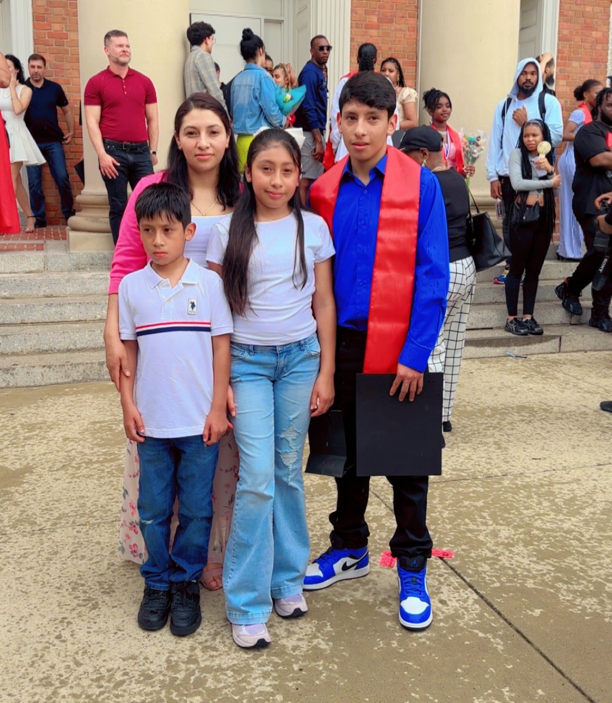 Help Lesly Hernandez Keep Her Family Together campaign photo, 5 of 6