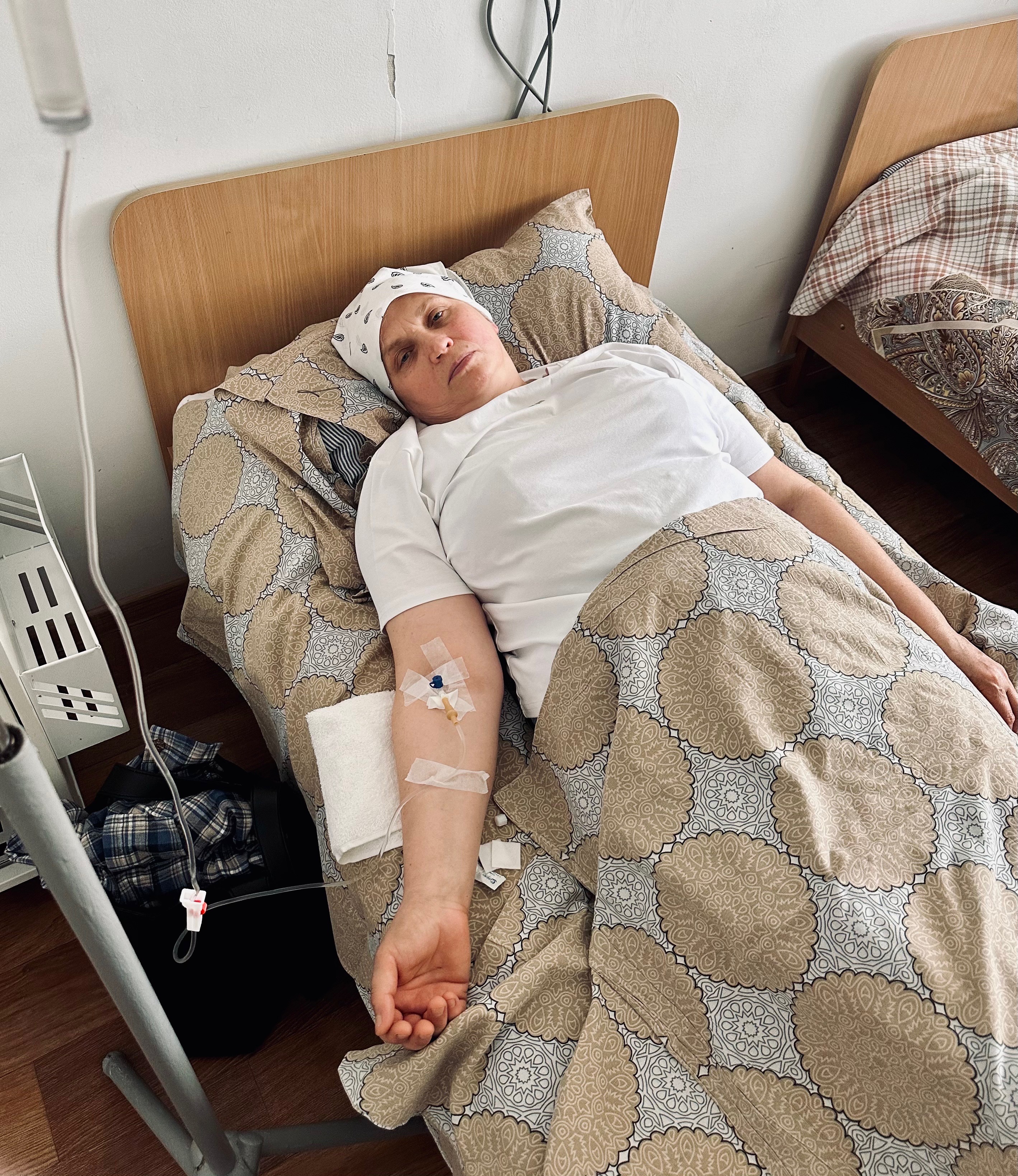 Help Alla Liushyn - Mother of 11 Battle Against Cancer campaign photo, 5 of 6