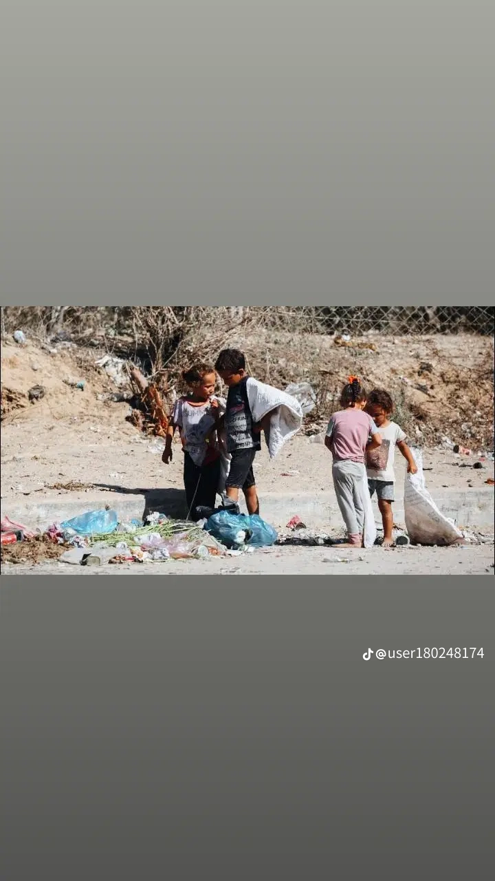 Please donate to save Yahya and his 4 dying children campaign photo, 2 of 4