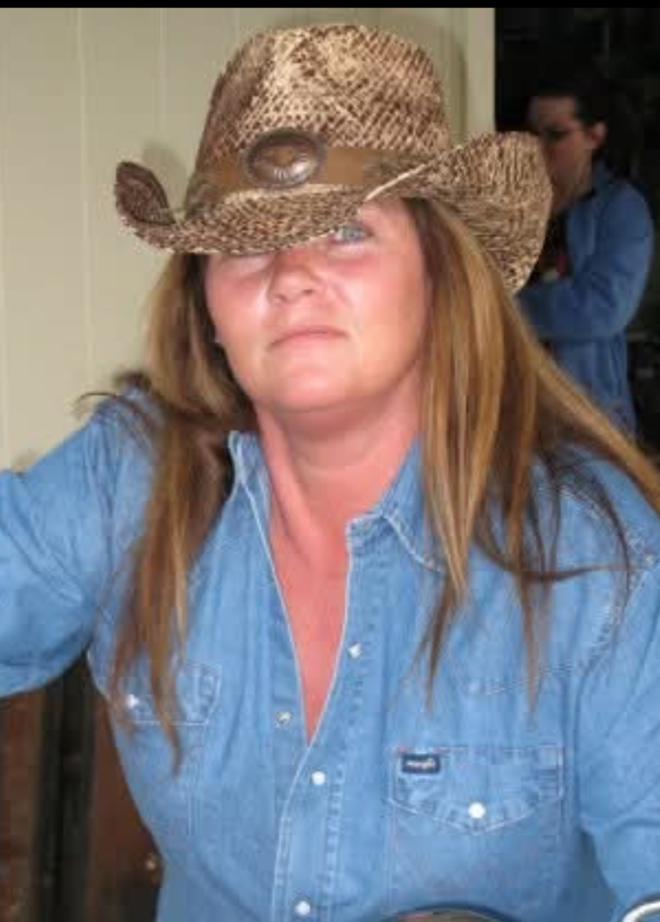 Wendy's sister, Dana, sure could use some help. campaign photo, 2 of 4