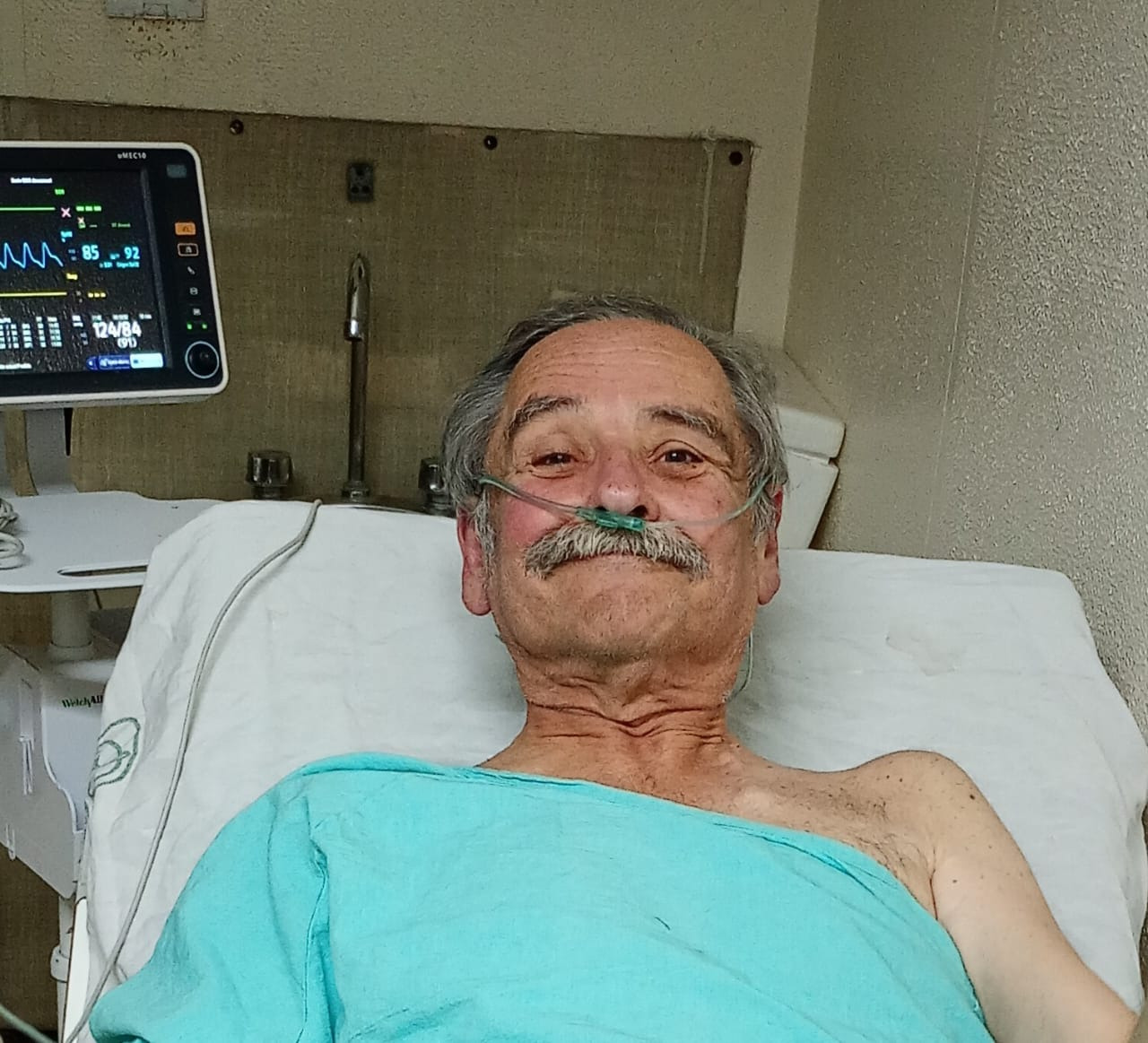 ¡Ayuda a mi papá con cáncer a salvar su vida! campaign photo, 4 of 5