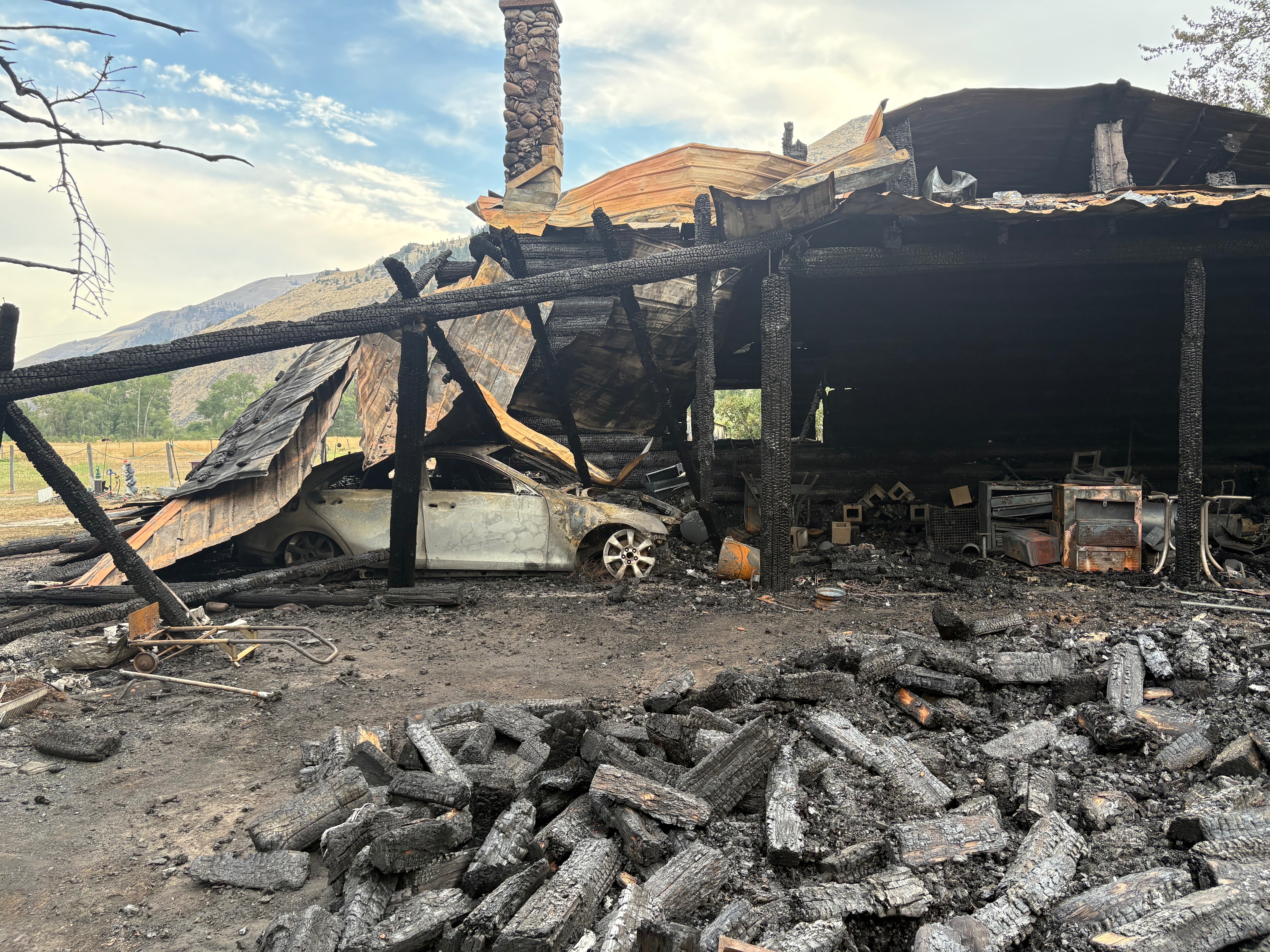 Rebuilding Hope for Dave and Lynnel After Total House Fire campaign photo, 5 of 7