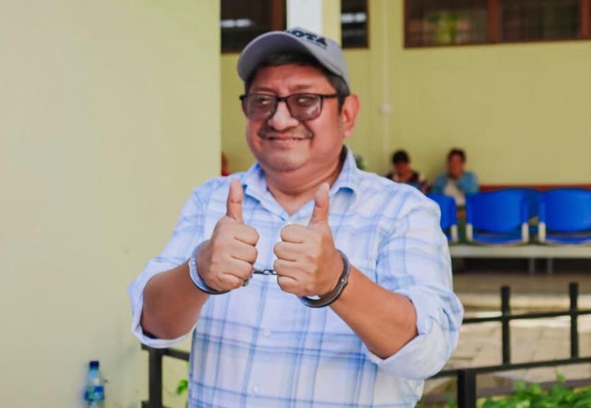 Leocadio's legal costs for land and human rights defence campaign photo, 2 of 4