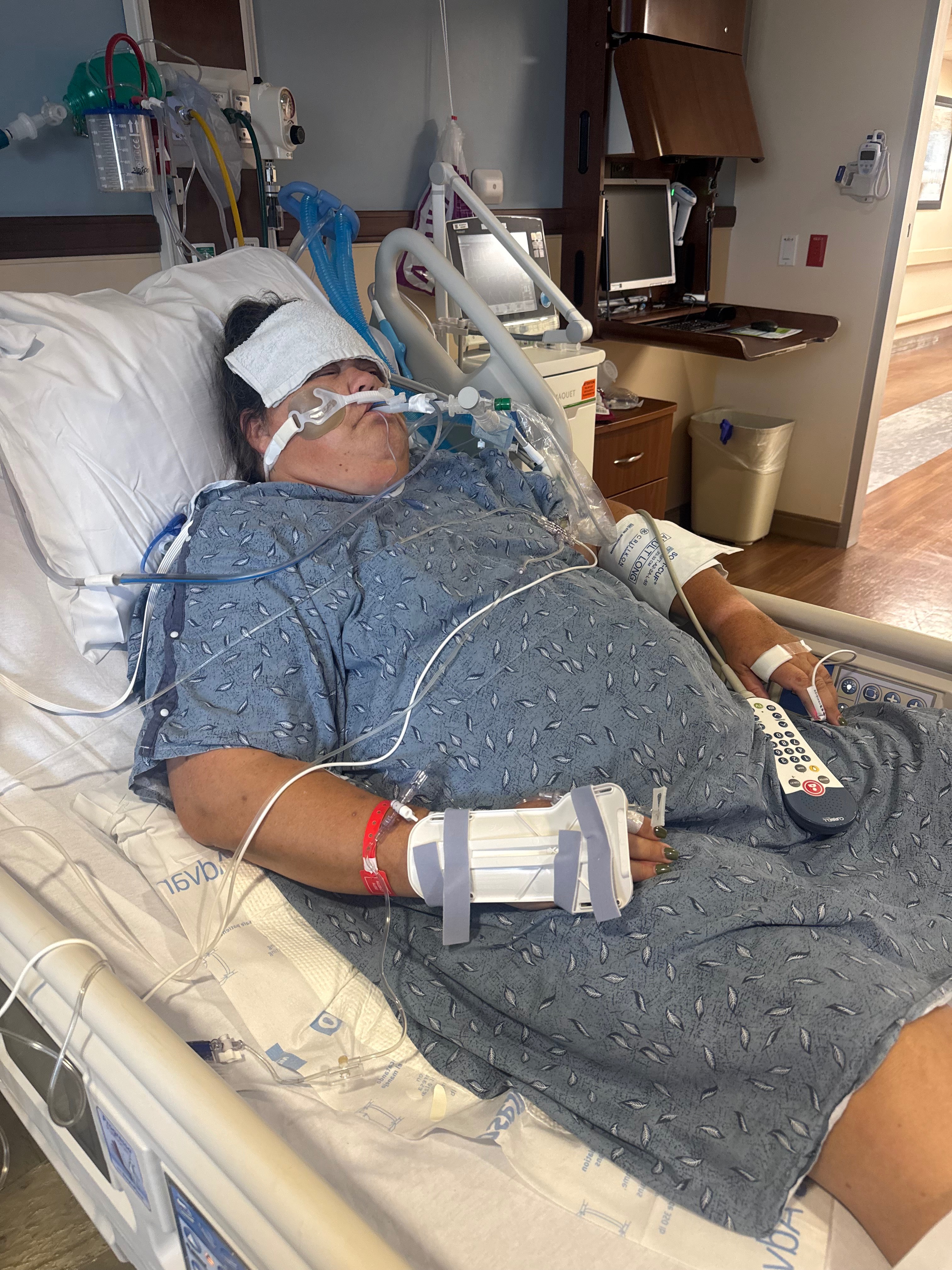 Jennifer's Journey: From ICU to Recovery campaign photo, 2 of 8