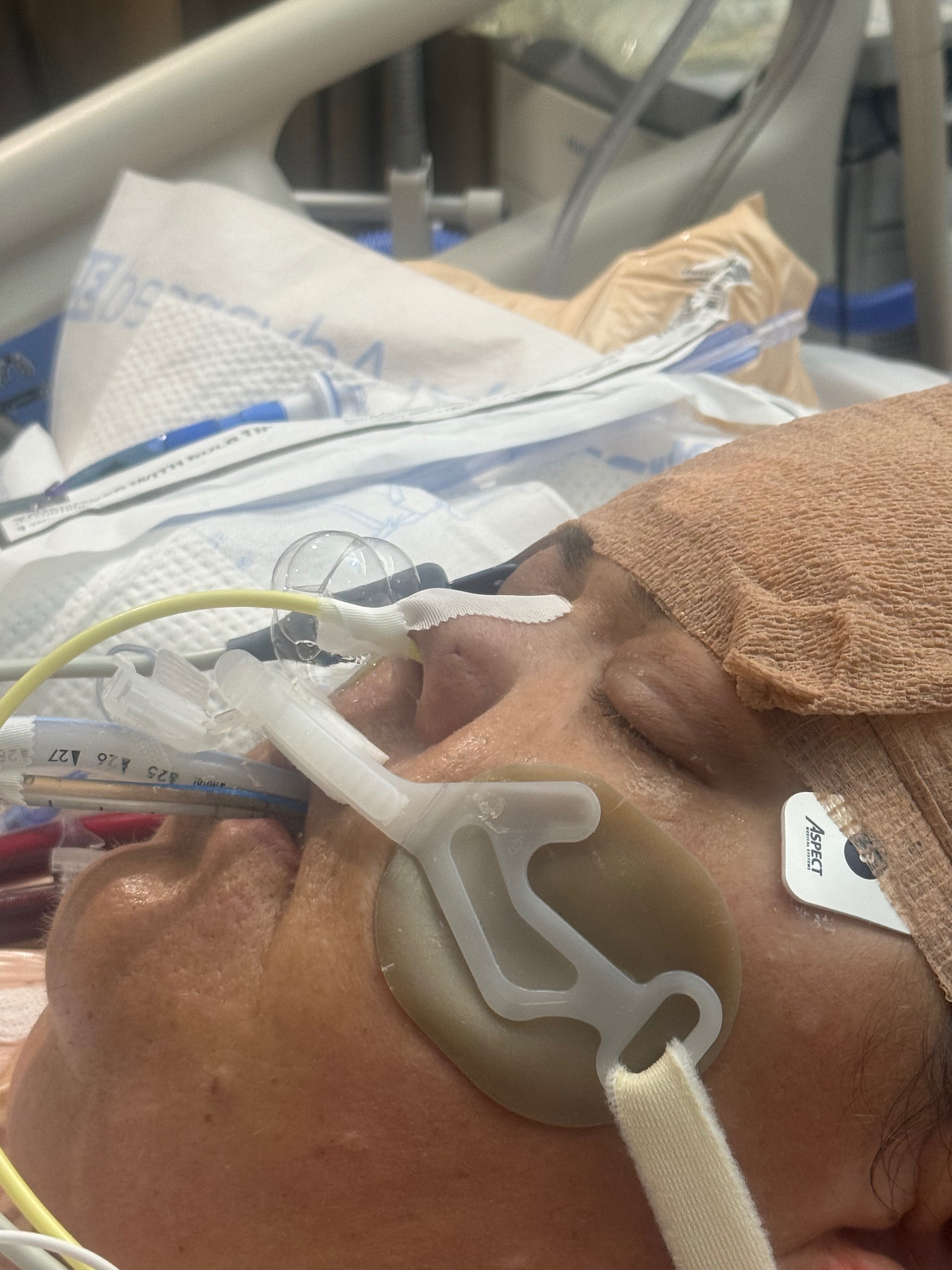 Jennifer's Journey: From ICU to Recovery campaign photo, 4 of 8