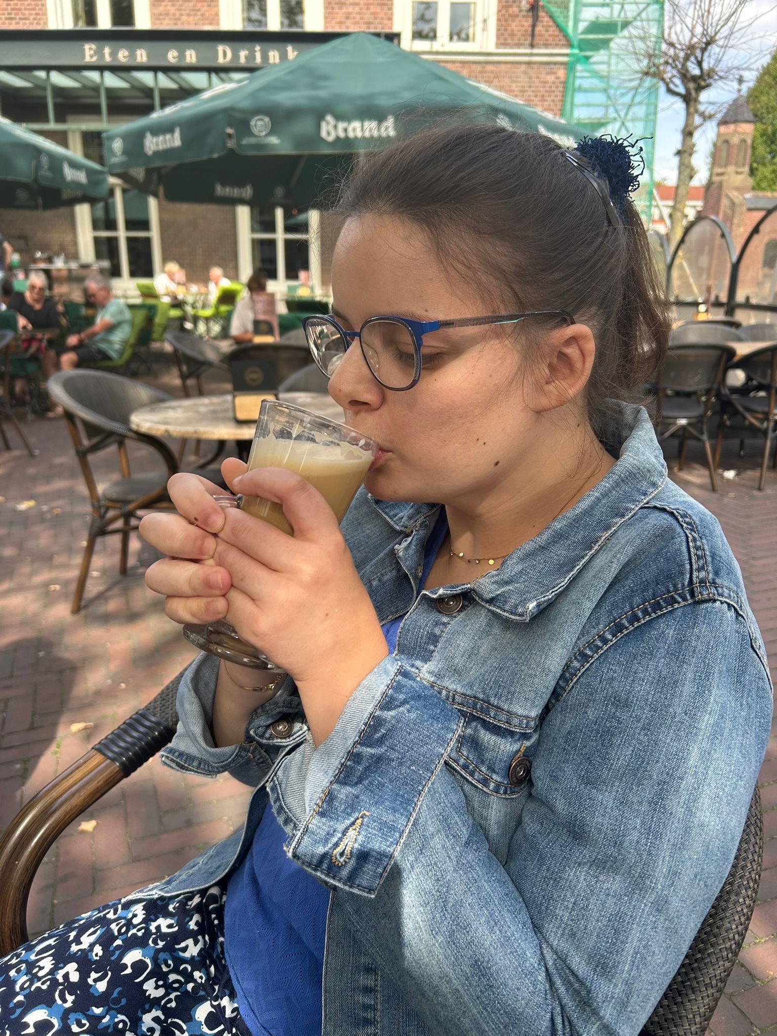 Help mijn lieve zus op haar dagbesteding te blijven campaign photo, 4 of 7