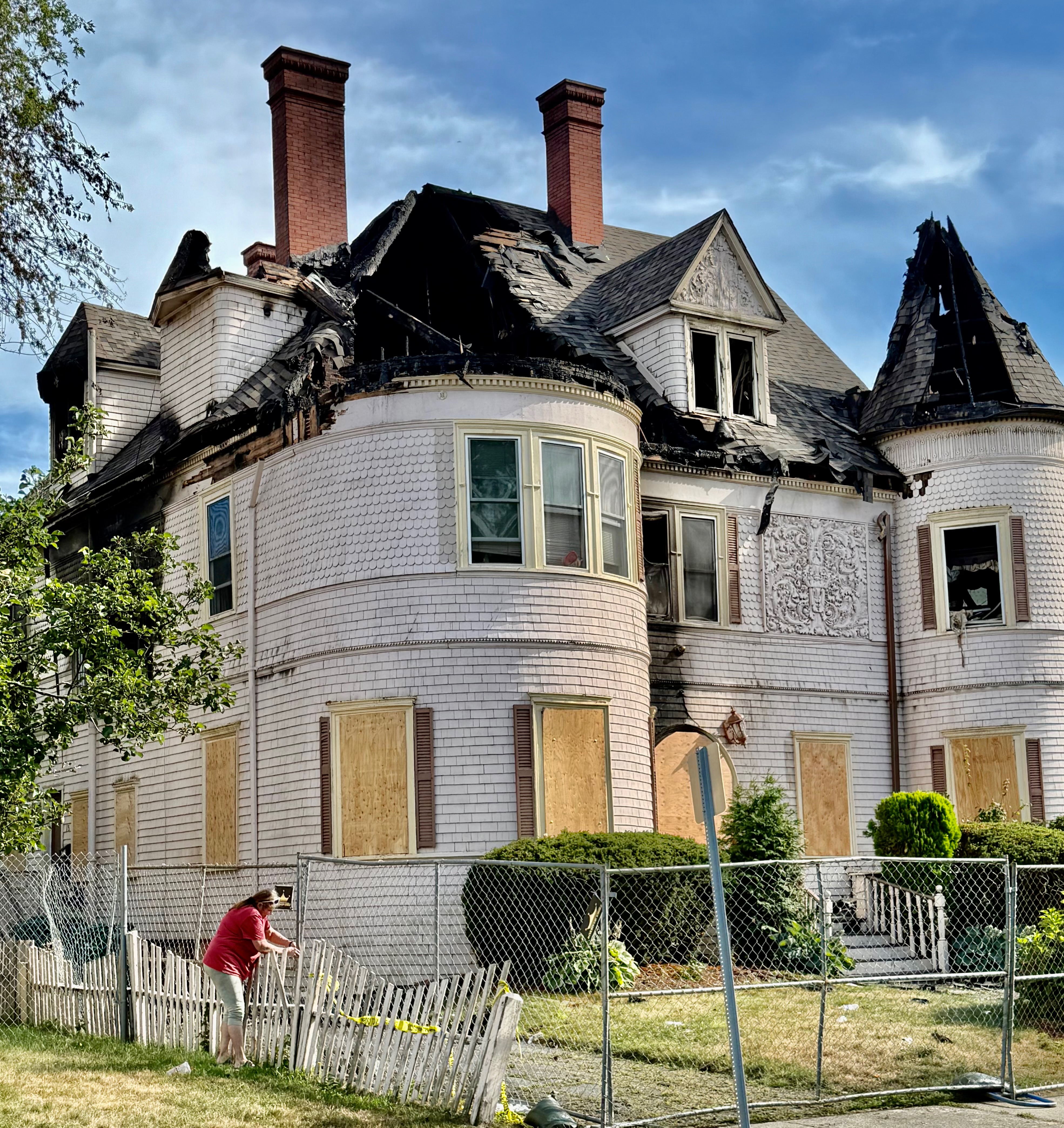 Help Julian and Lisa Rebuild After Devastating Fire campaign photo, 5 of 8