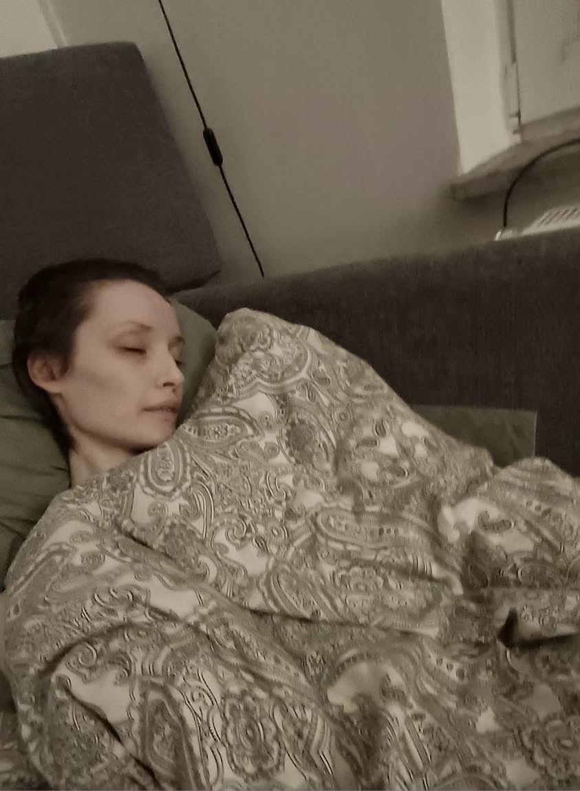 Urgent need to help severely ME-sick bedbound girl survive campaign photo, 4 of 5