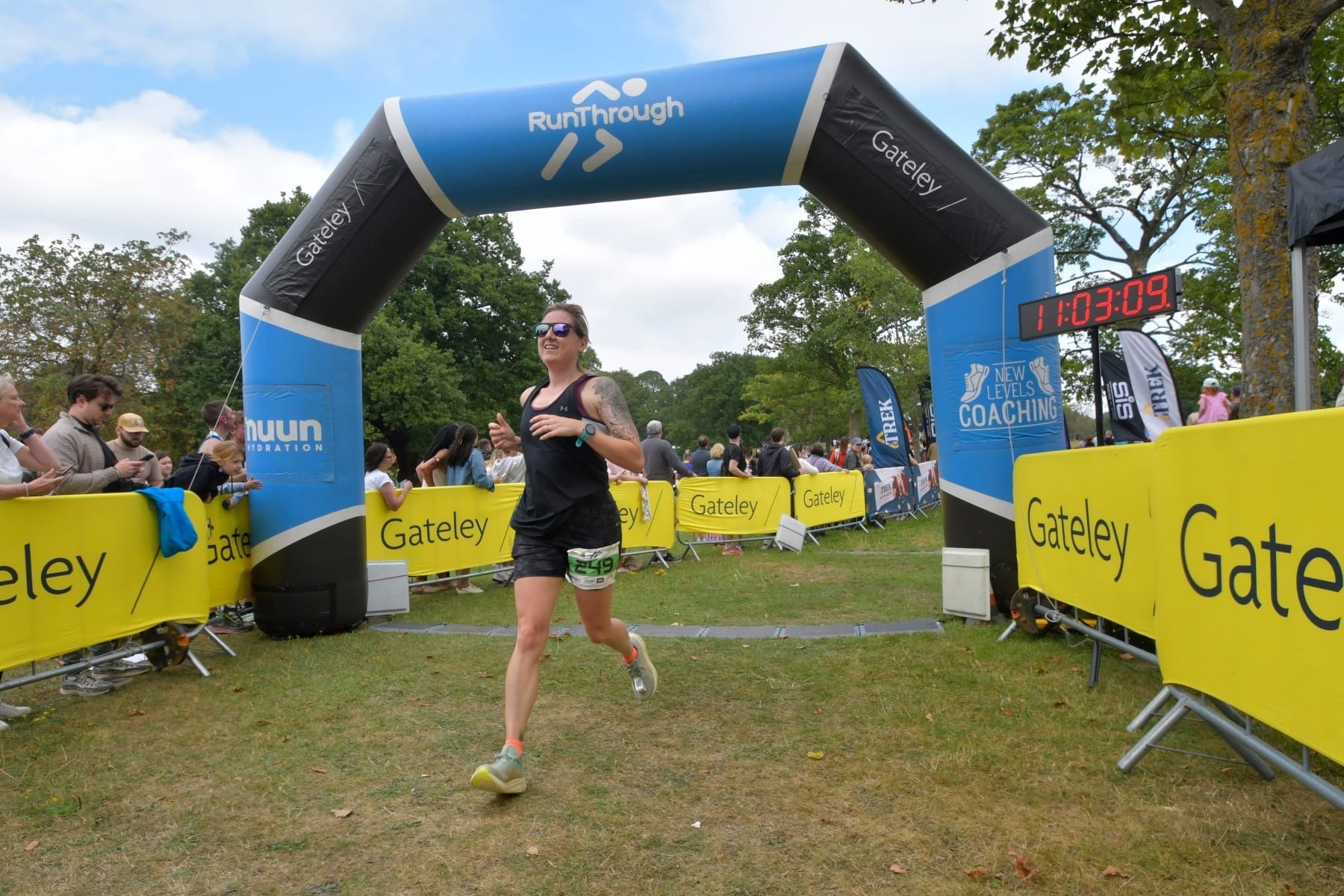 Manchester half marathon for Springhill hospice - Warwick campaign photo, 4 of 8