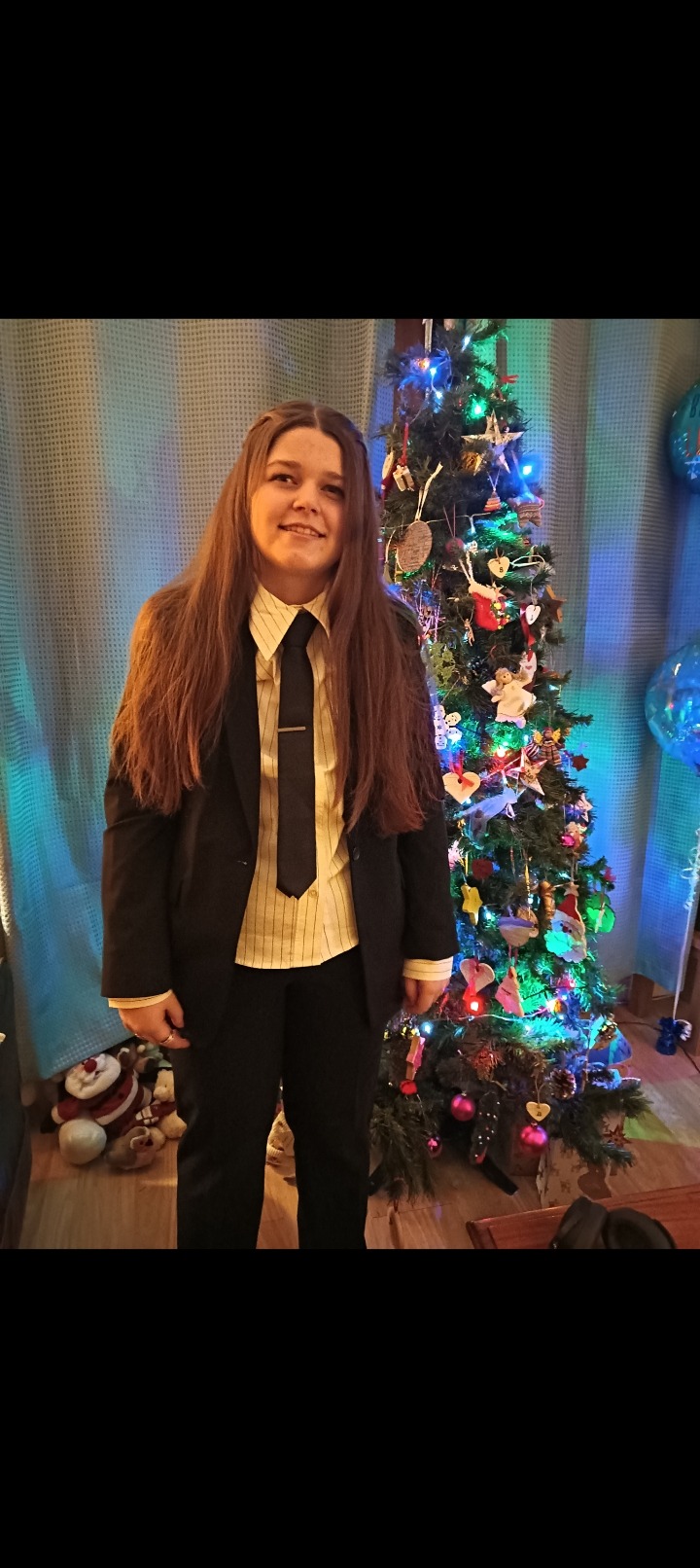 Donating hair and supporting The Little Princess Trust campaign photo, 4 of 7