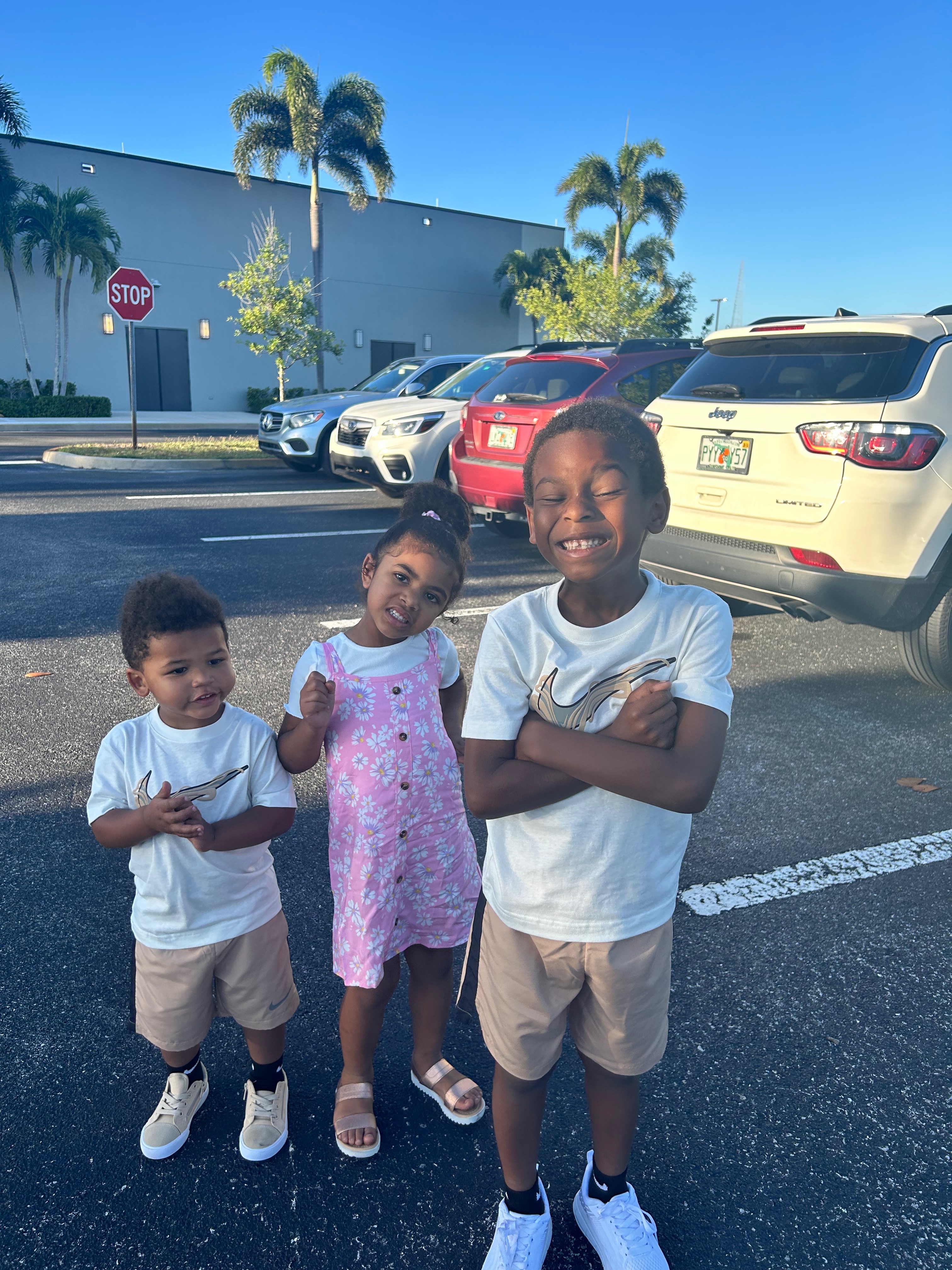 Help Alexis & Her Three Kids Get Back on the Road campaign photo, 4 of 8