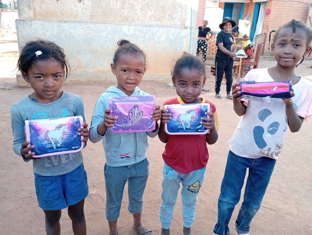 Hilfe für bedürftige Kinder in Madagaskar campaign photo, 2 of 8