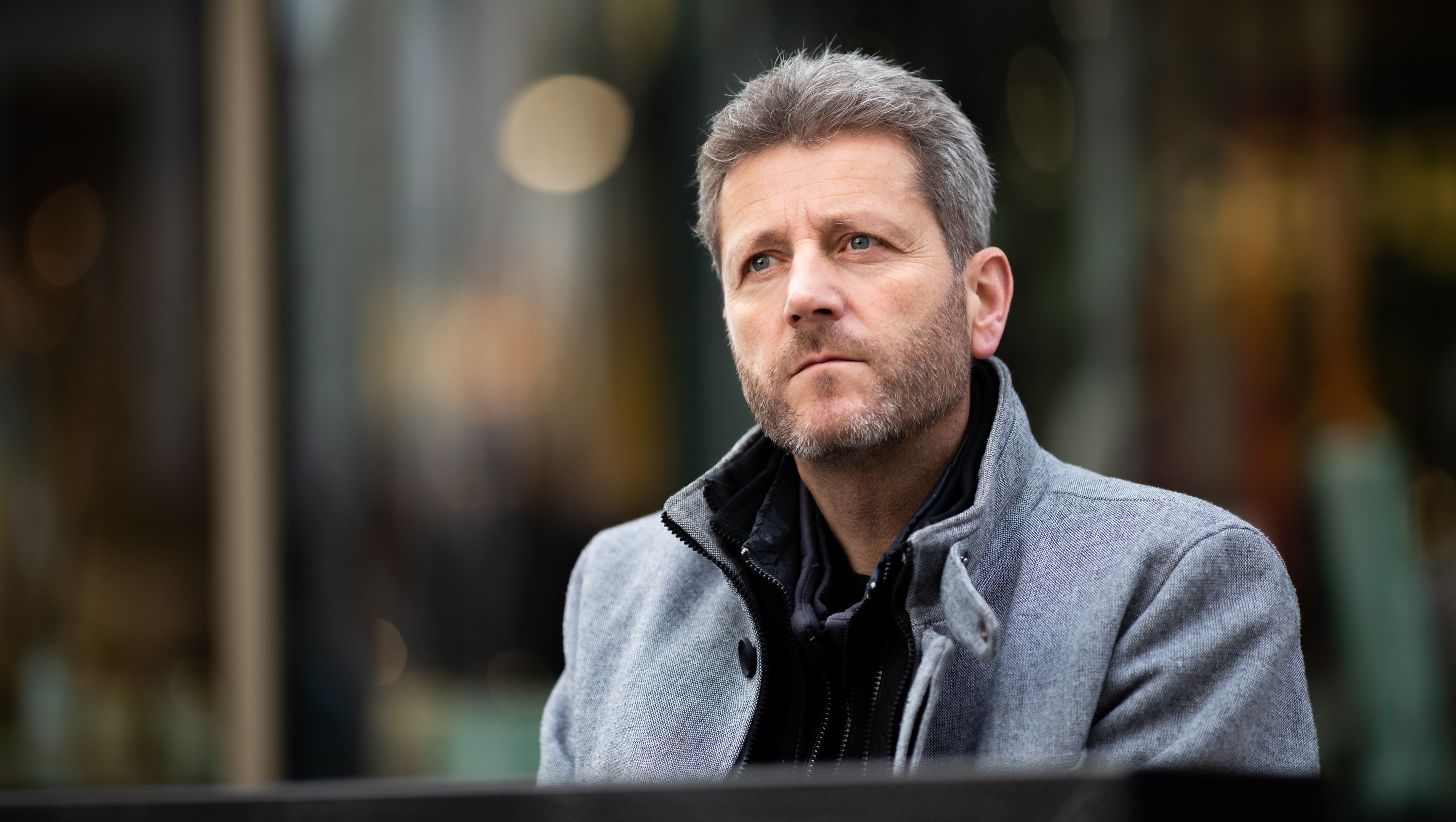 Hilfe für den Not geratenen Friedenspianisten Arne Schmitt