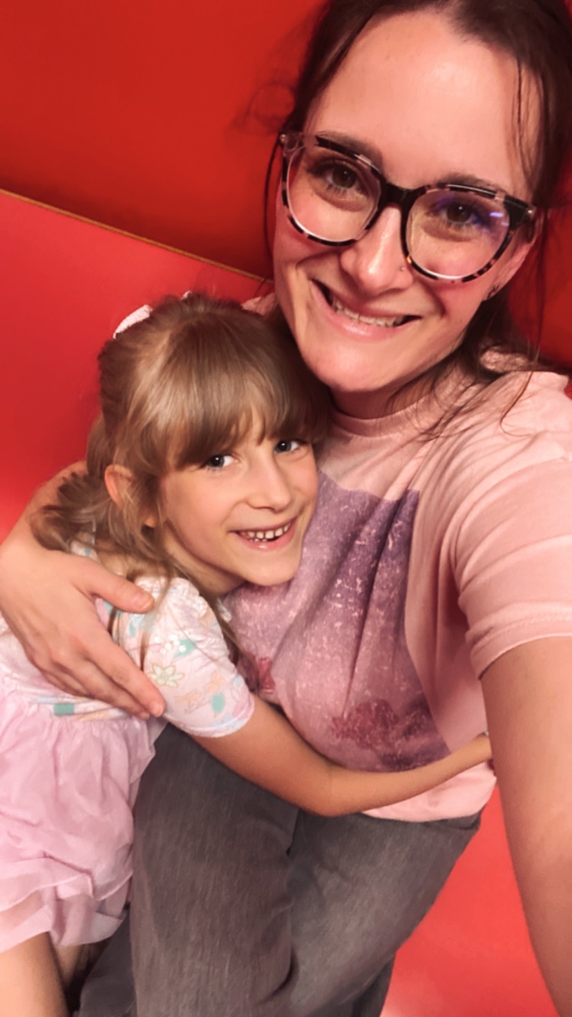 Help this single mama and her babies get on their feet. campaign photo, 5 of 6
