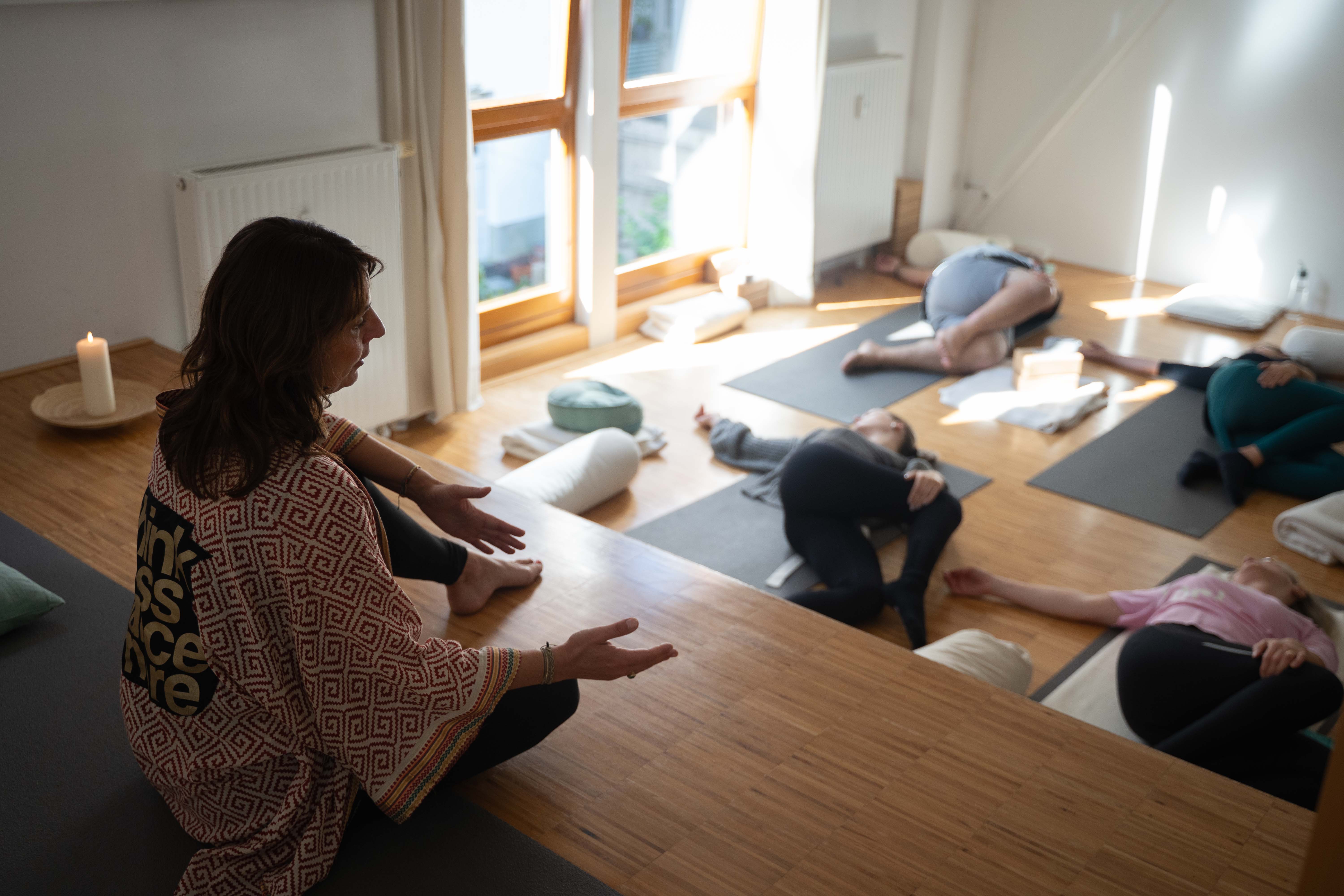 Neue Wege für meine Yogaschule mit eurer Hilfe campaign photo, 2 of 7