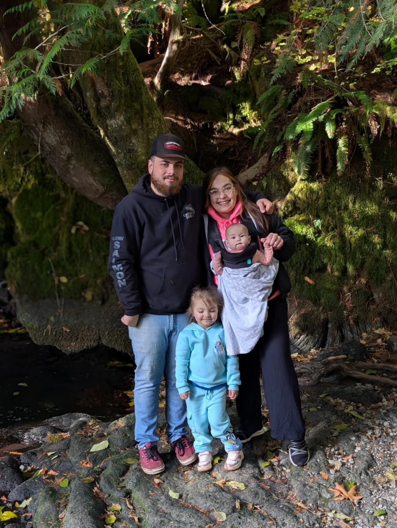 Help Coralee's Family Through This Crisis campaign photo, 4 of 5