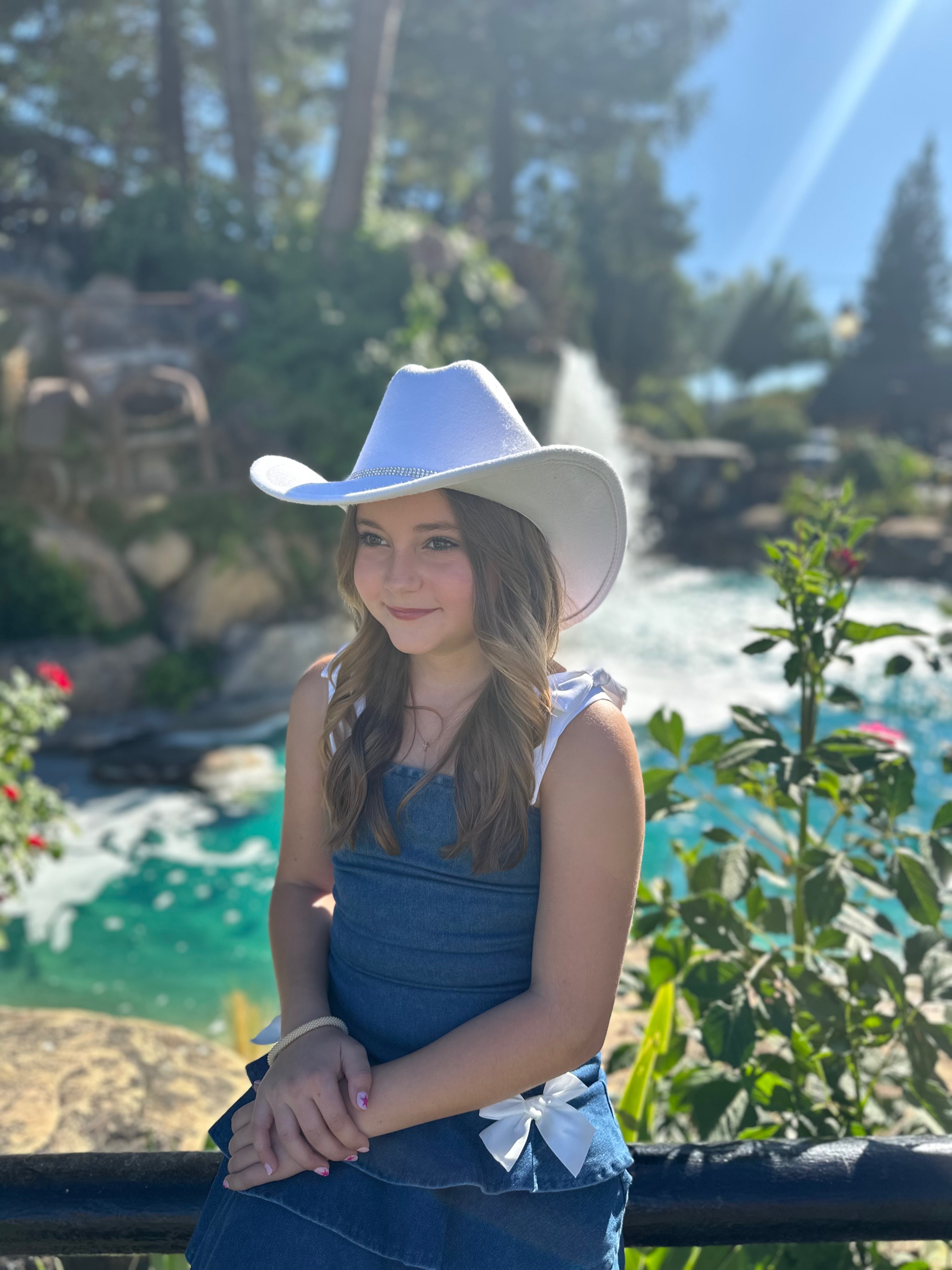 Help Breslin Shine at Dollywood campaign photo, 7 of 8