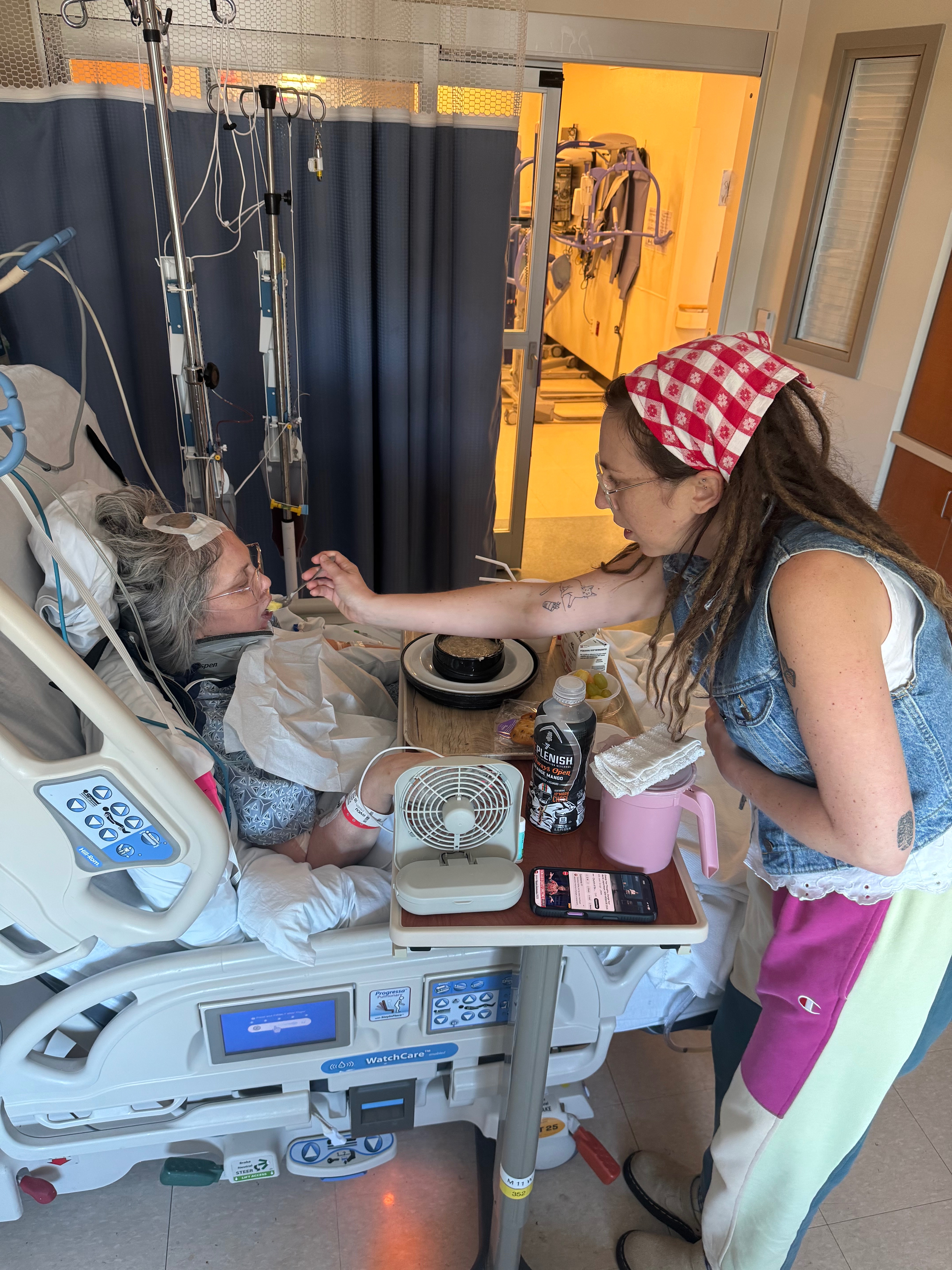 Donate to help my family with Medical needs for my mom campaign photo, 4 of 8