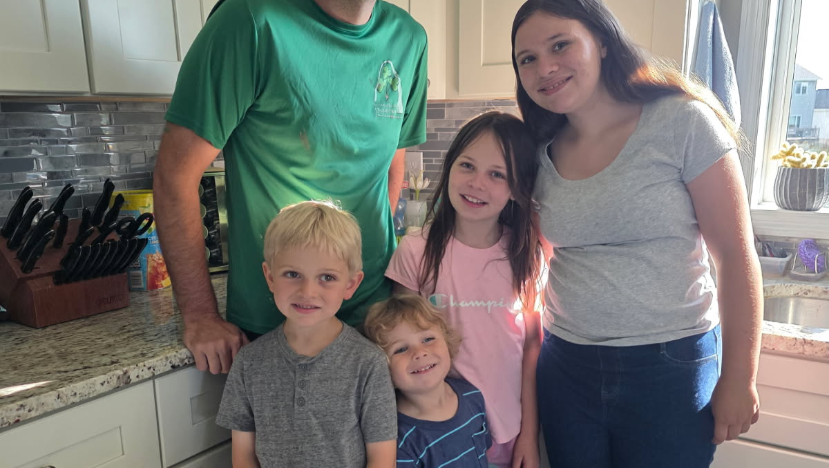 Support Angie and Her Children After Car Crash photo