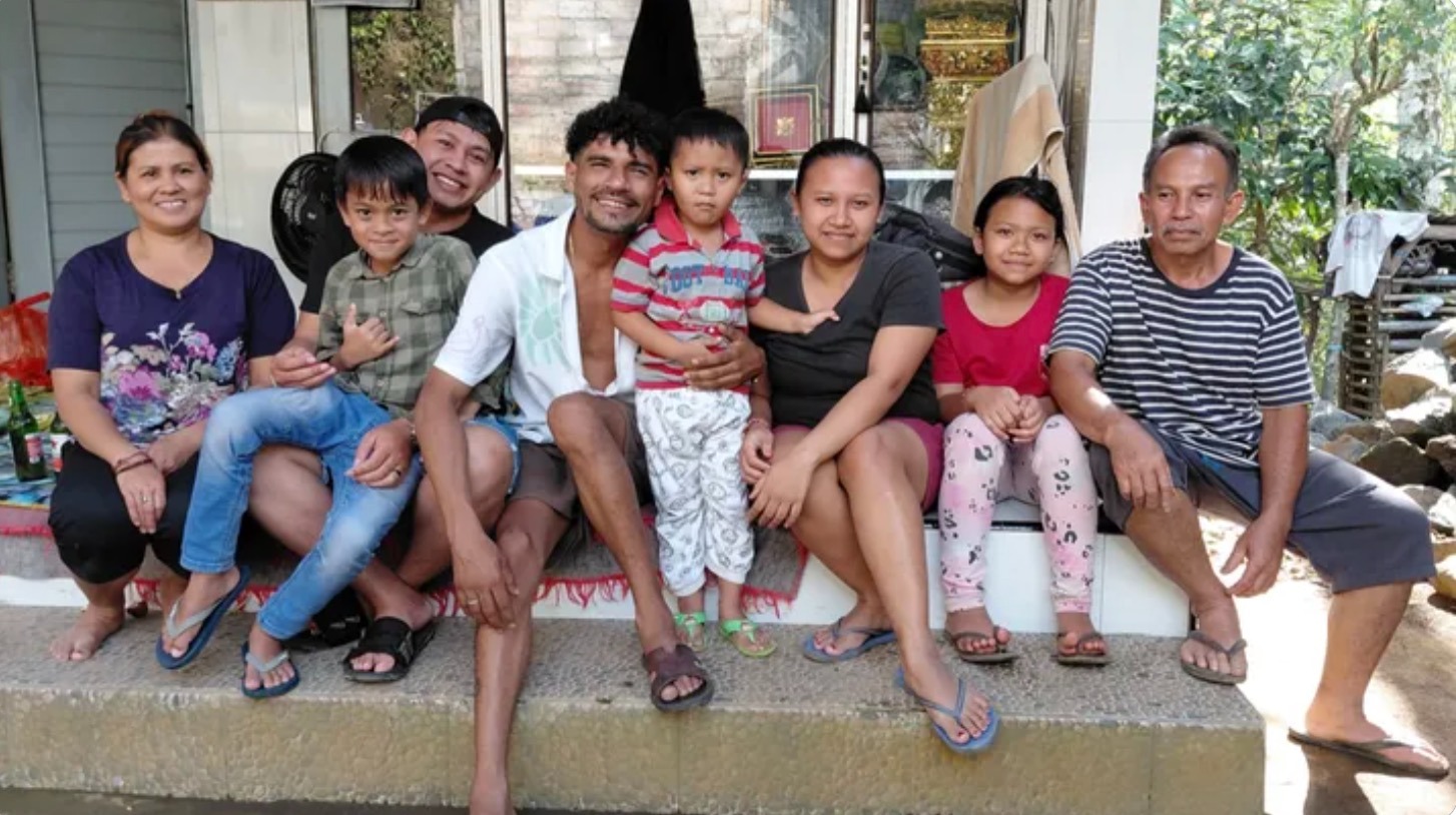 DONATE TO HELP WANGI'S FAMILY THROUGH THIS TOUGH TIME campaign photo, 2 of 5