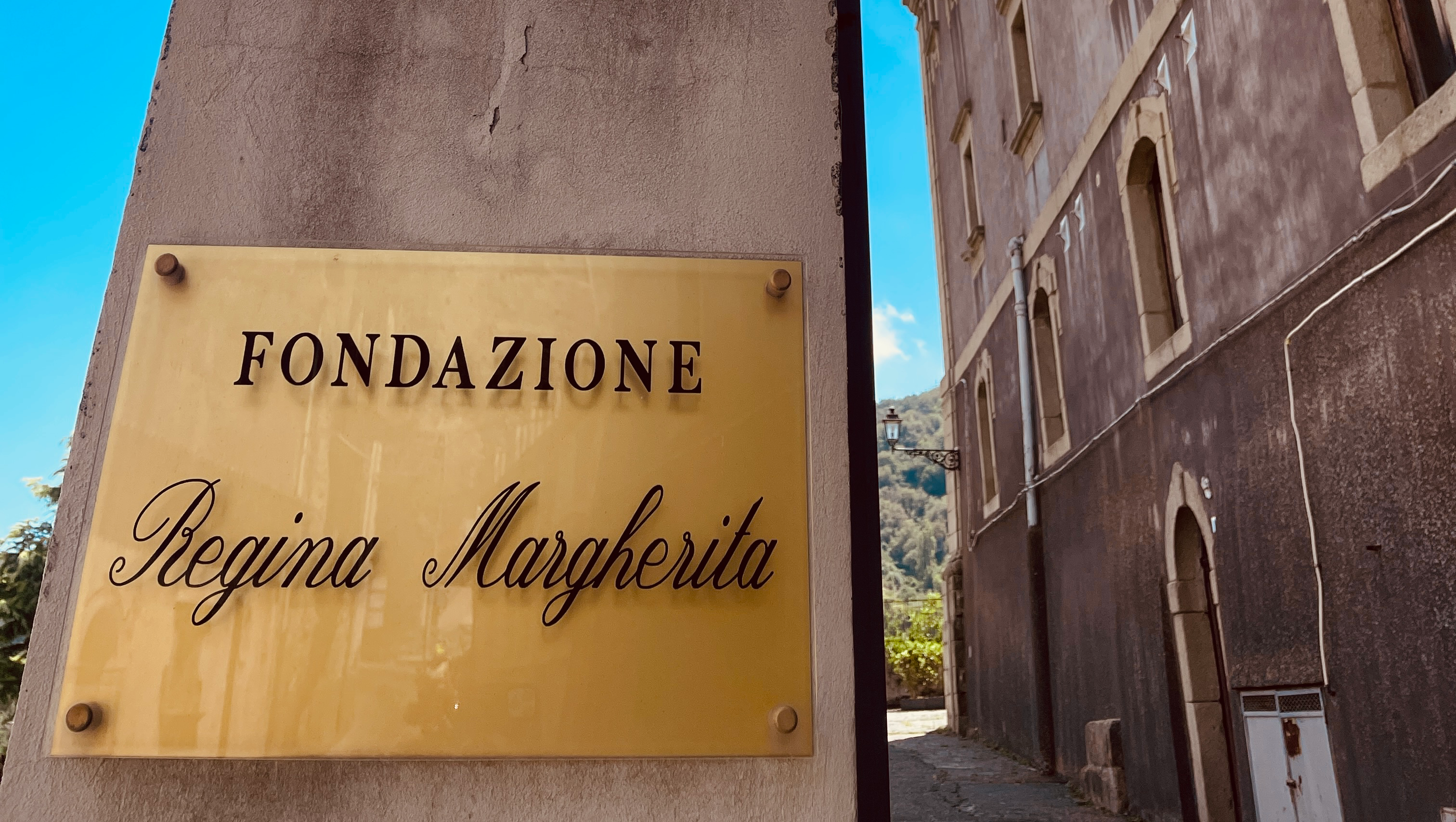 ❤️ Ridiamo vita alla Fondazione Regina Margherita photo