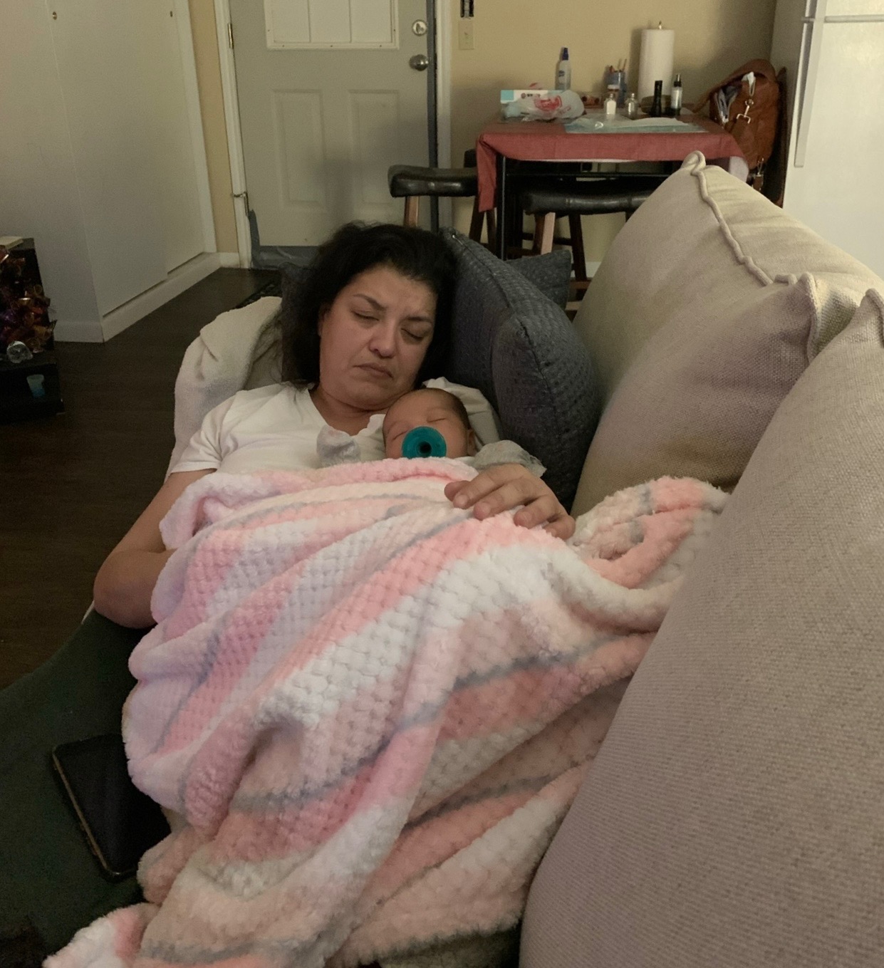 Help Roxann Regain Her Sight from Cataracts: Round Two campaign photo, 6 of 6