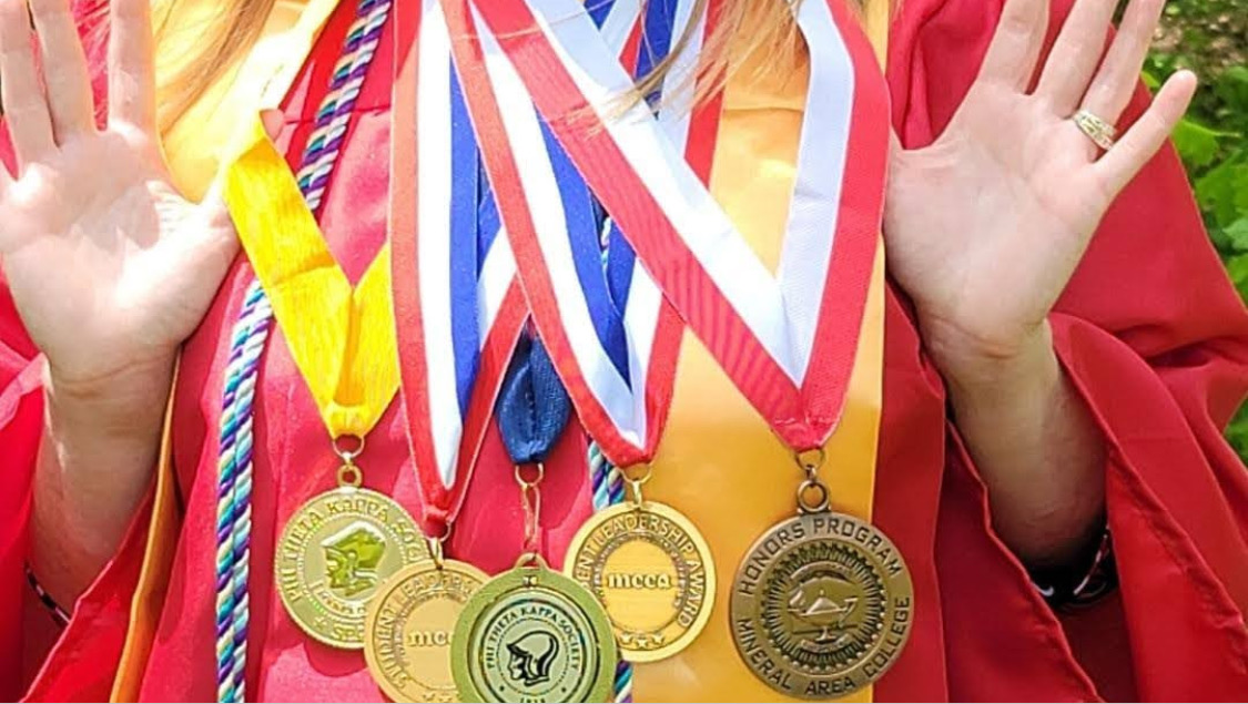 Aid Nikki Burton in Overcoming Abuse and Hardship photo