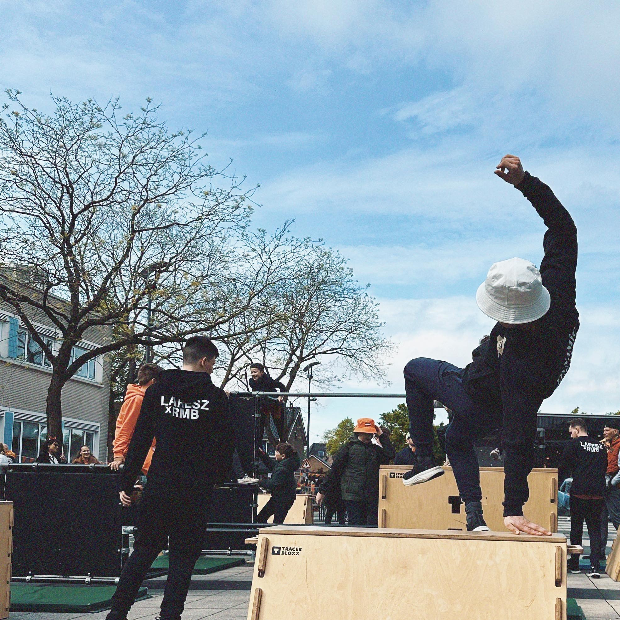 Freerun Parkour & Bedrijfsbus Laresz X RMB campaign photo, 4 of 6