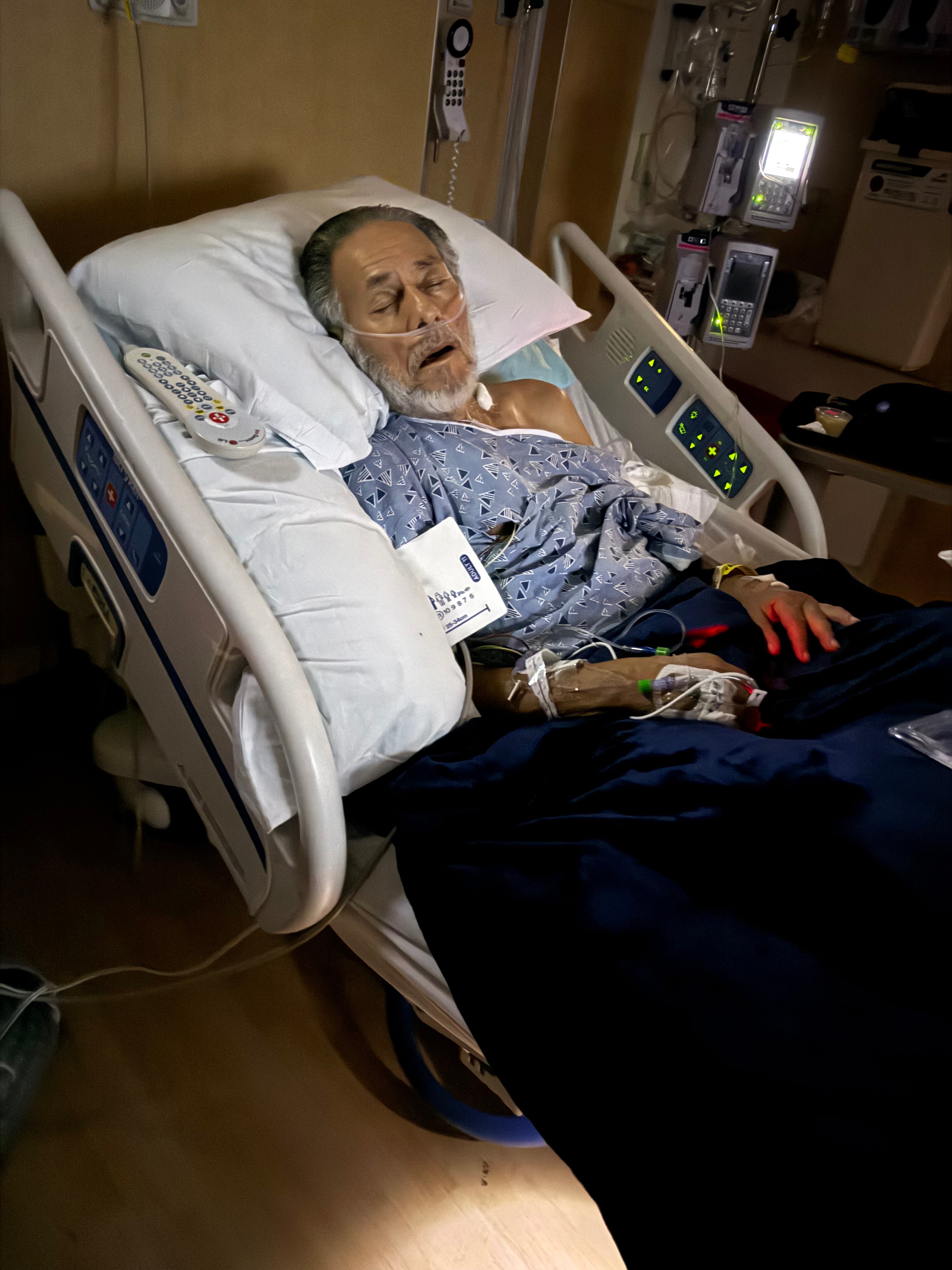 Help Us Bury our dad campaign photo, 5 of 7