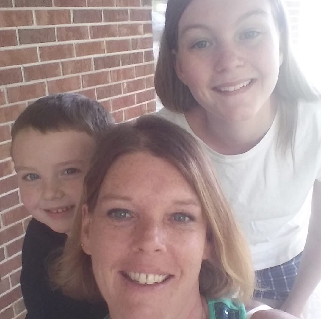 Assist with Daily and Funeral Expenses for Mom campaign photo, 2 of 4