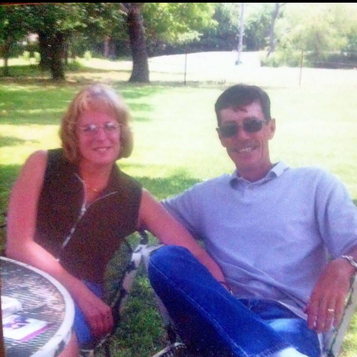 Help Julia Bursey-Allred with her mom's funeral expenses campaign photo, 2 of 4