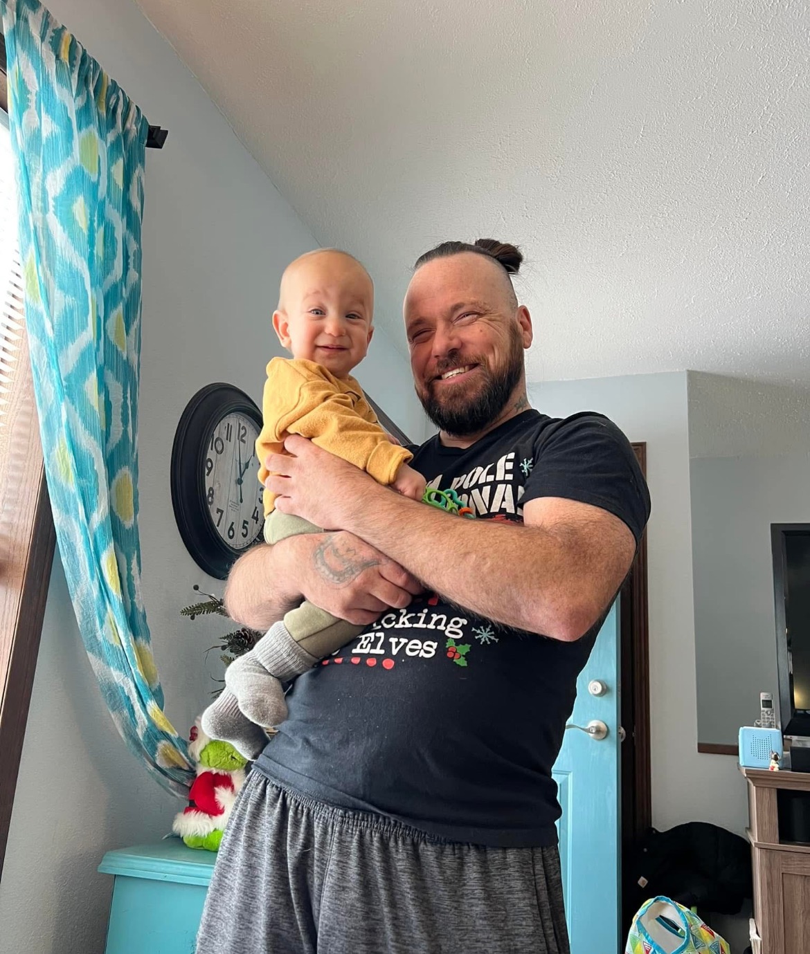 Support Rayne's Dad's Urgent Spinal Surgery campaign photo, 2 of 6