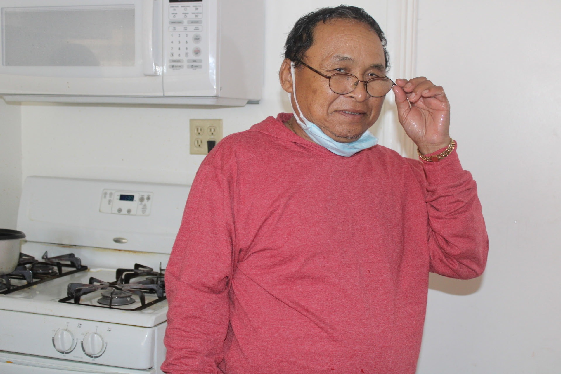 Help Nhoeun Gnim's Family in Their Time of Loss campaign photo, 2 of 6