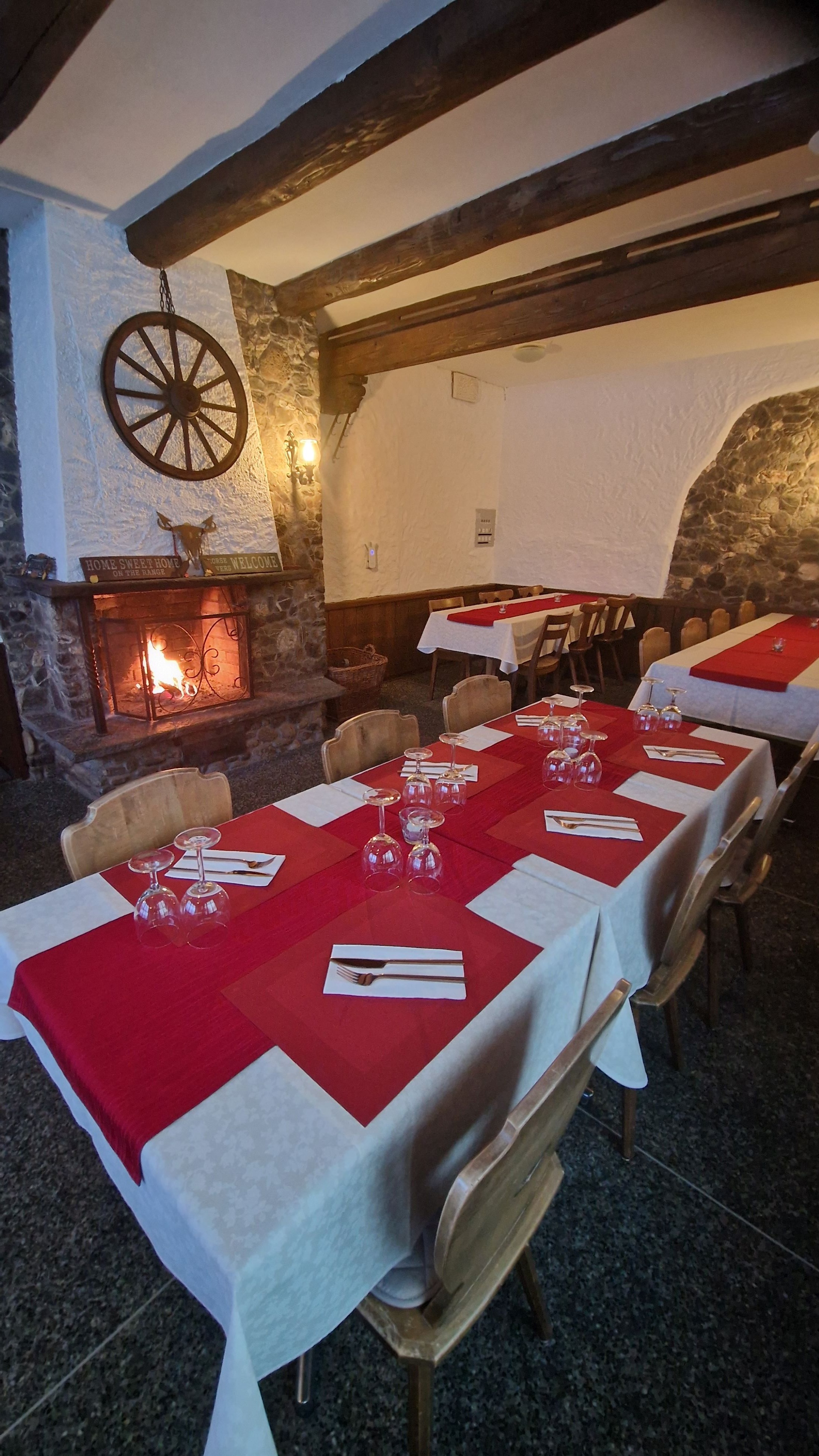 Mit Euch-für Euch. Die Taverne braucht Unterstützung campaign photo, 2 of 7