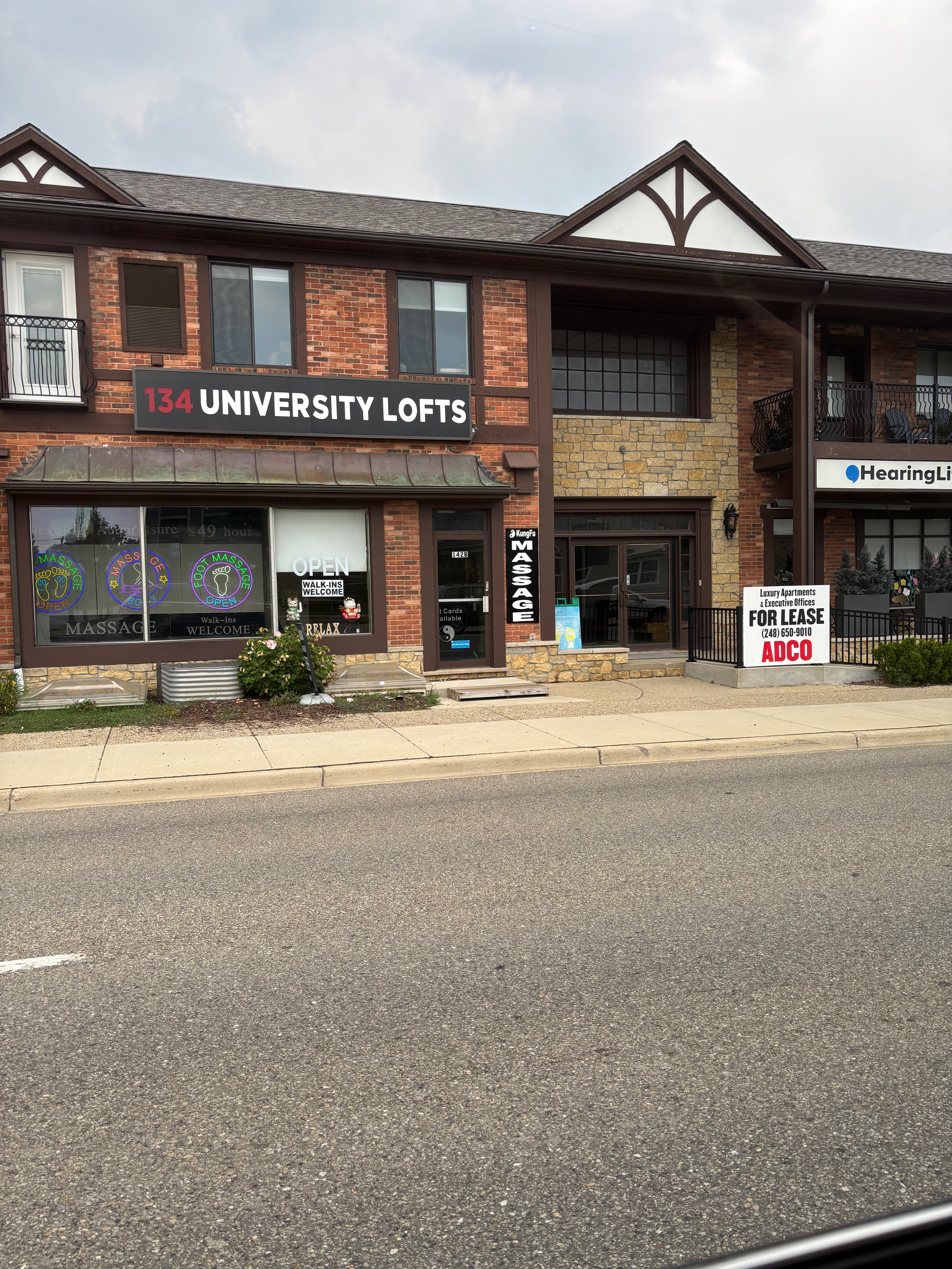 Relocation Expenses campaign photo, 2 of 4