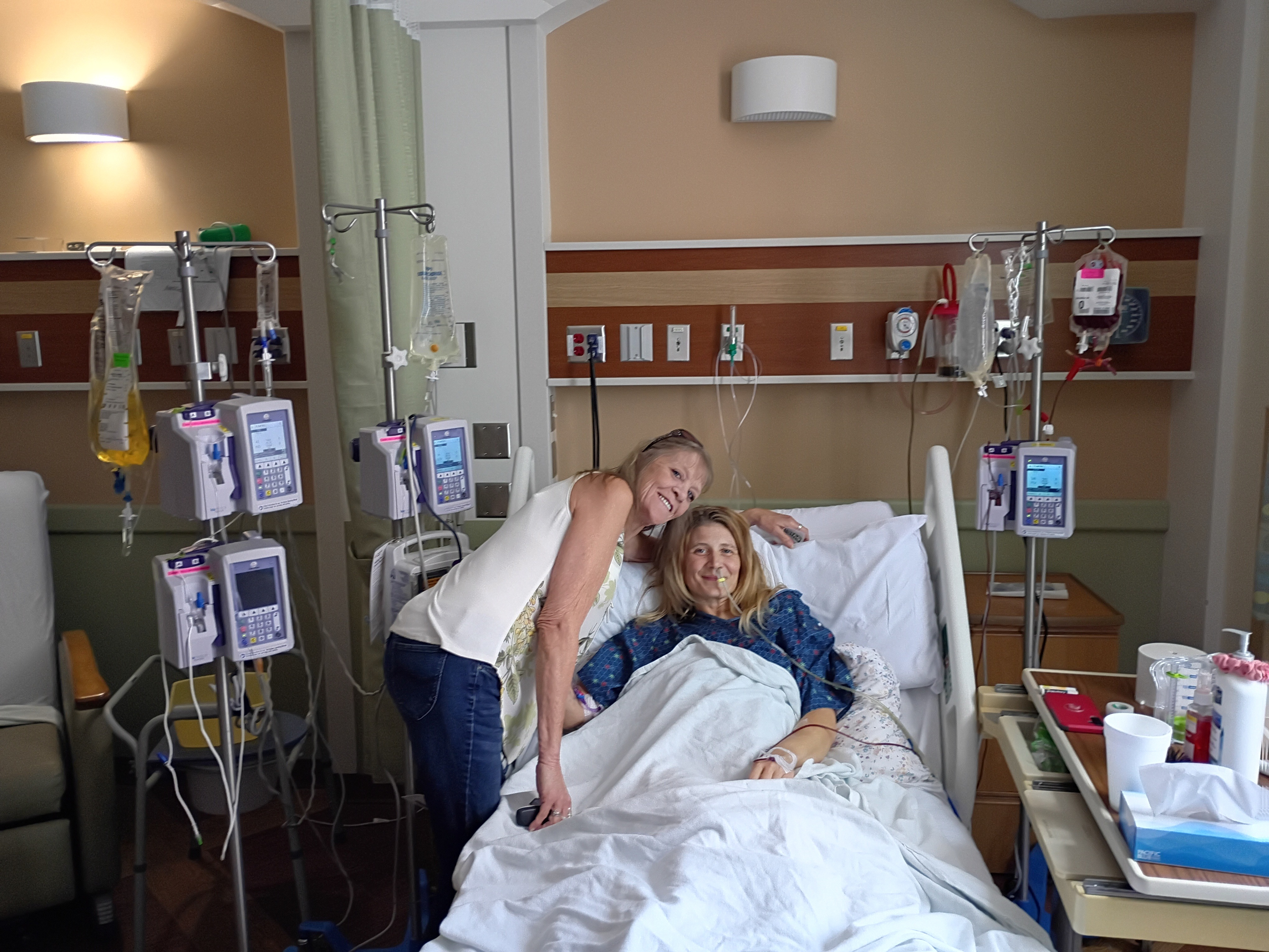 Help Amanda Ignozzi recover from medical emergency campaign photo, 2 of 4