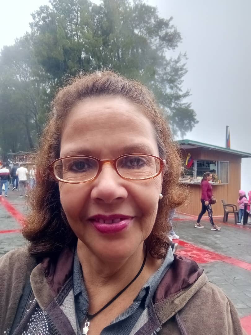 Help Katiuska Save Her Vision campaign photo, 2 of 5