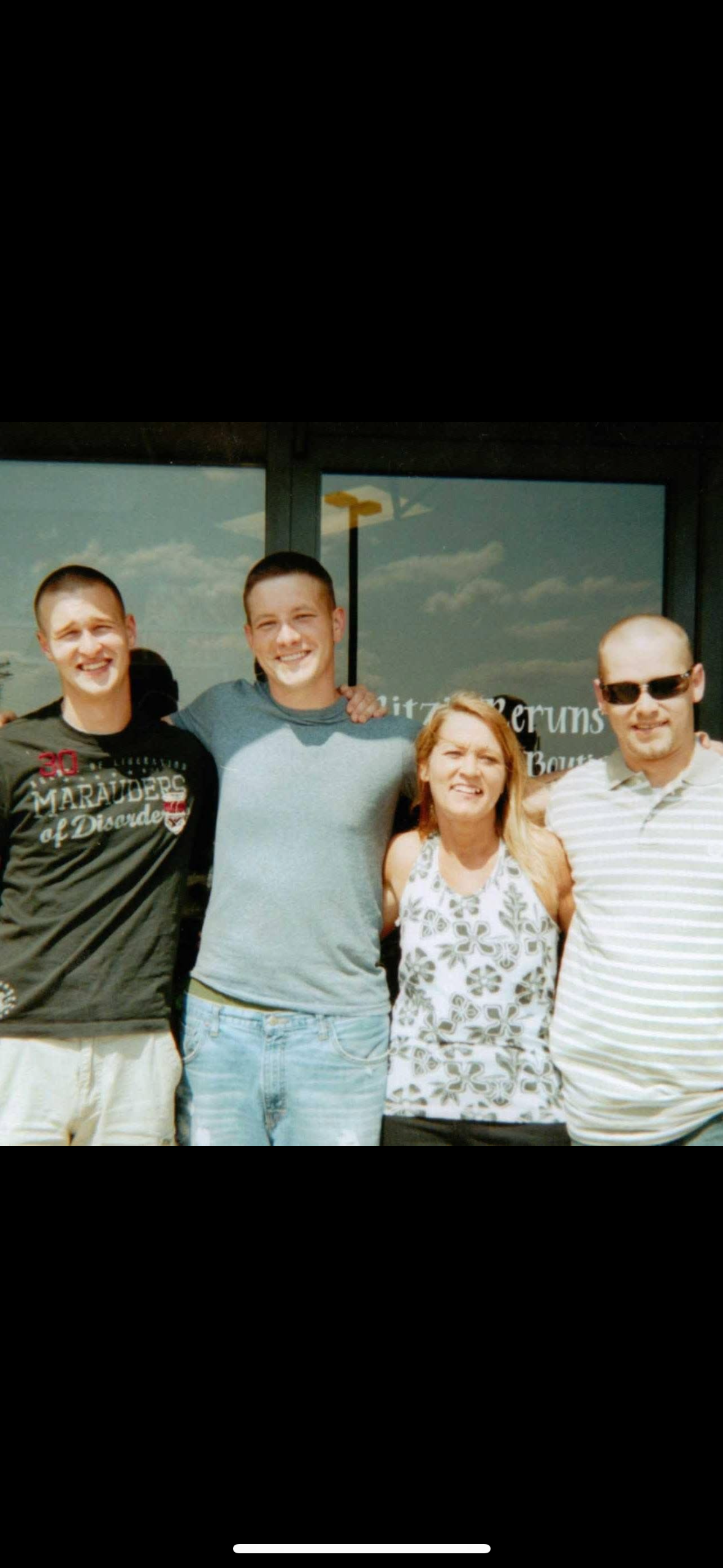 Help Teressa Waycaster in Her Time of Loss campaign photo, 2 of 4