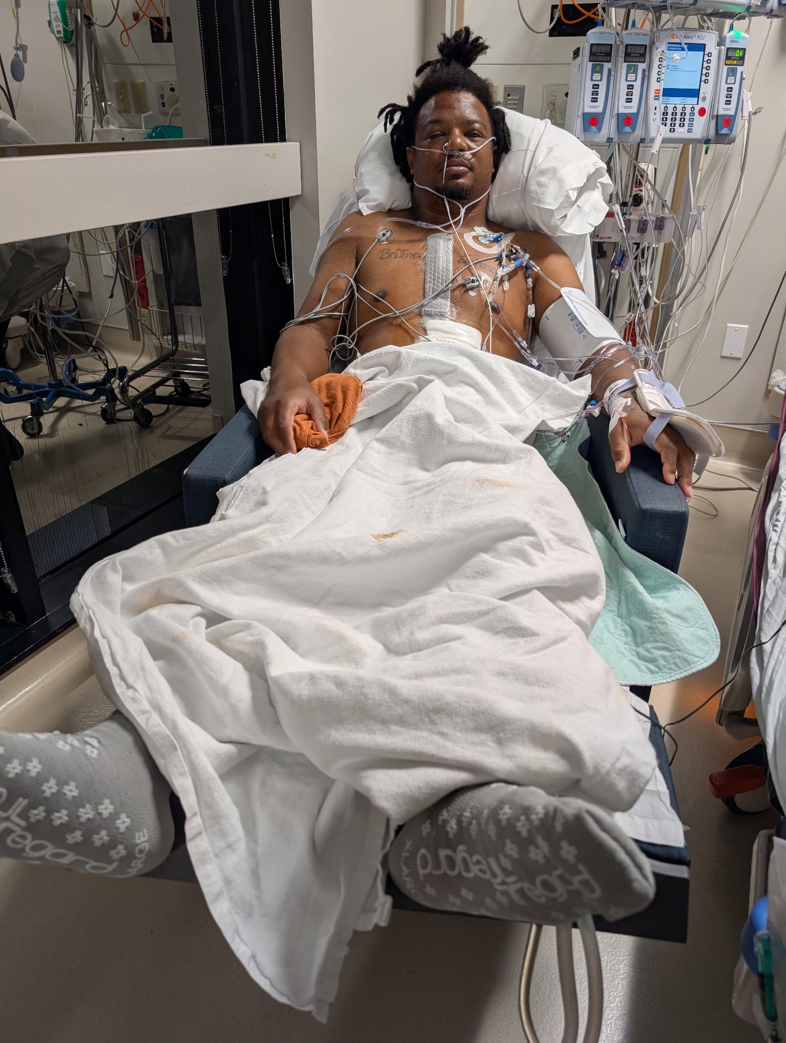Support Quinn Johnson's Urgent Heart Surgery campaign photo, 4 of 7